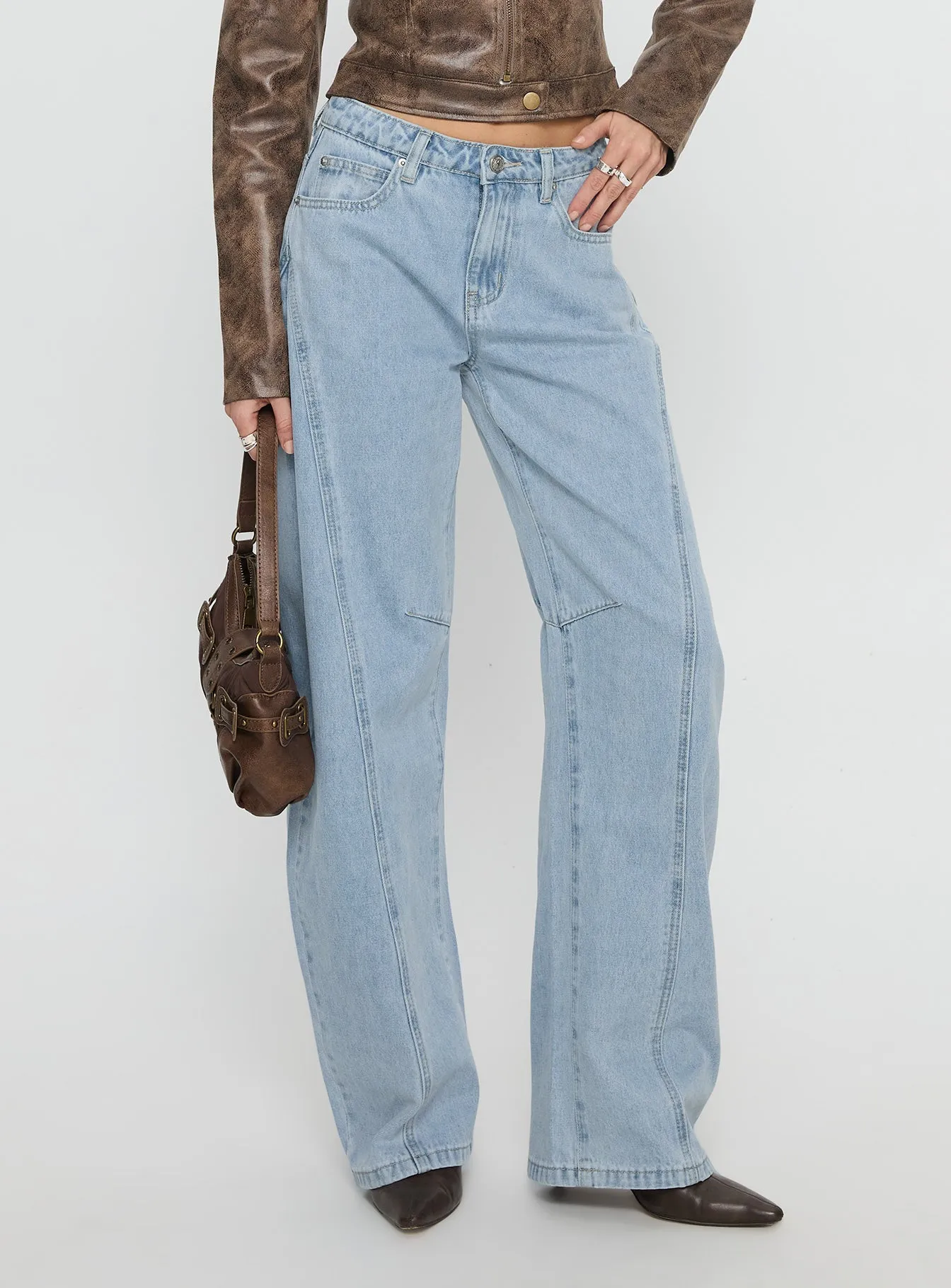 Move With Ease Seasonal piece Lost Track Mid Rise Barrel Leg Jeans Ice Wash