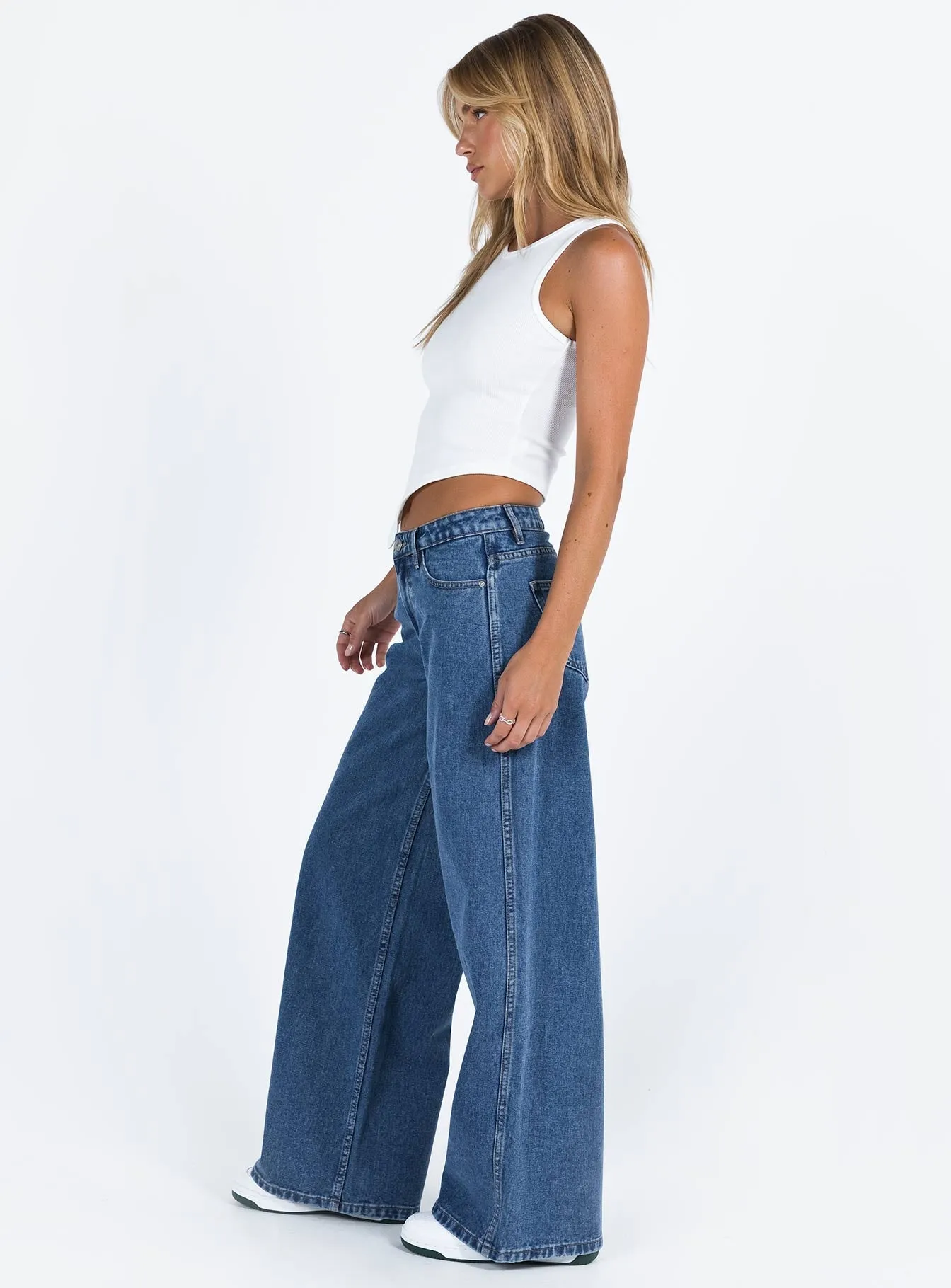 Total Comfort Ramos Low Rise Wide Leg Jeans Mid Blue Wash
