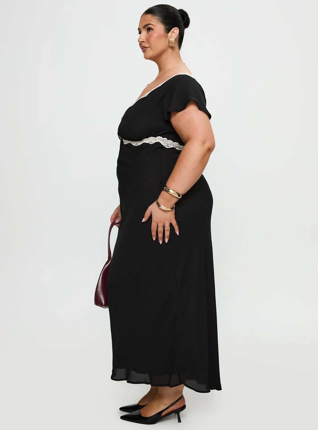 Topaz Glow Barbarita Lace Maxi Dress Black Curve