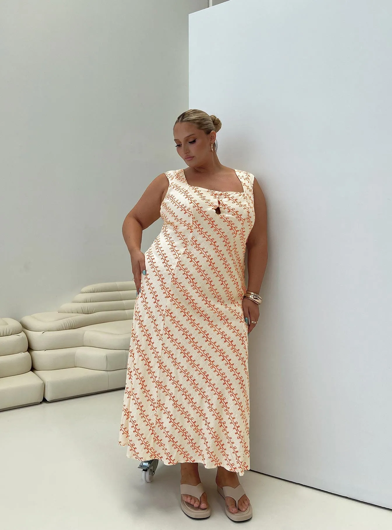 Chosen Girl Linen Blend Maxi Dress Multi Curve Creek View White Peak