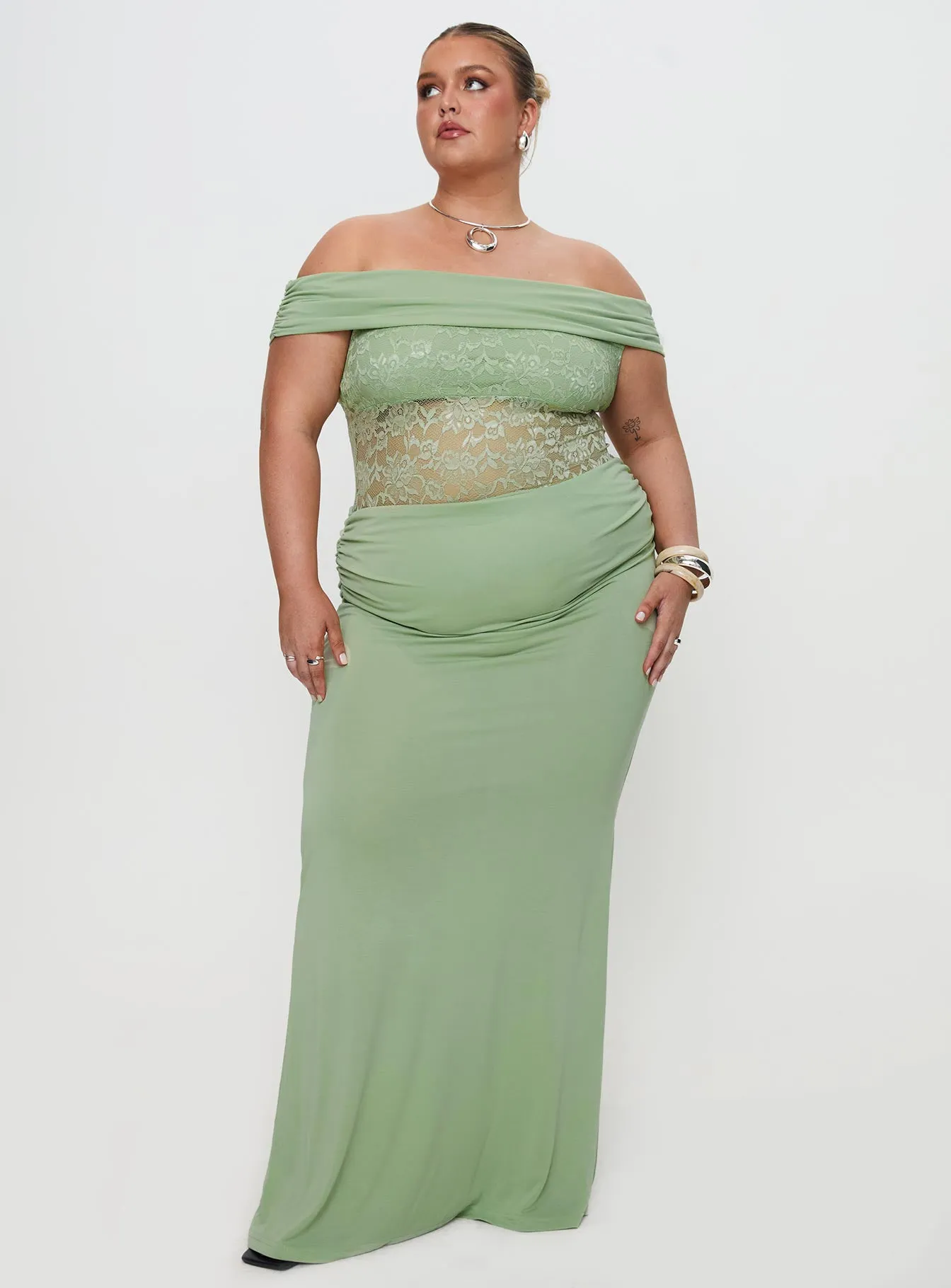 Photo Time Gwendolen Off The Shoulder Maxi Dress Green Curve