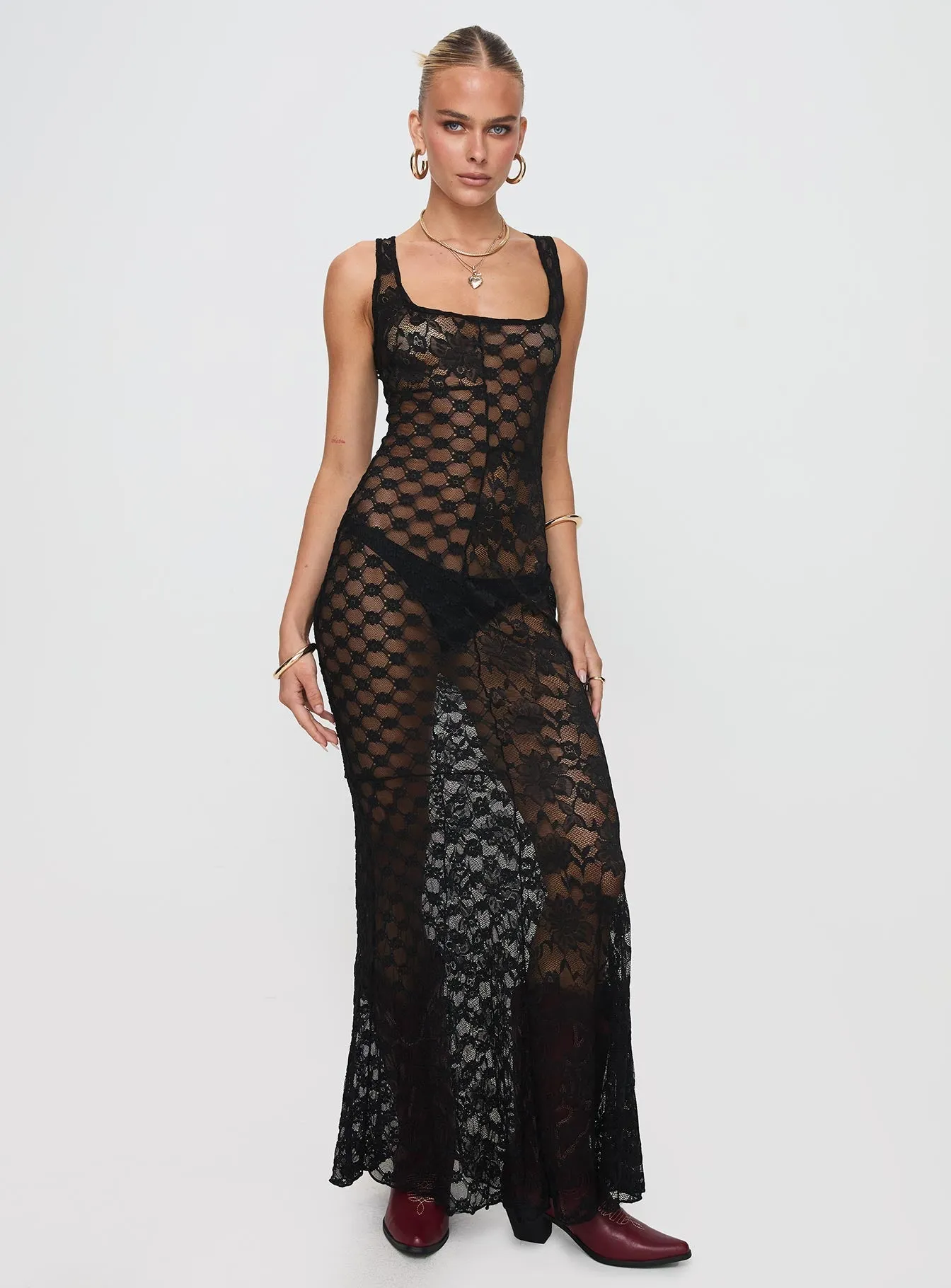 Zhara Lace Dress Black Layer Art