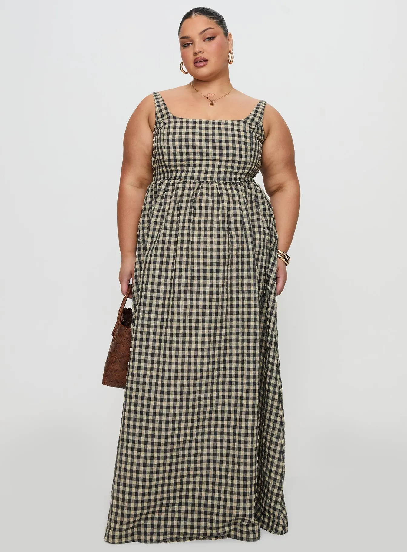 Cartmel Check Maxi Dress Black / Cream Curve Suede Touch The flowing design of this dress ensures freedom of movement while looking sophisticated