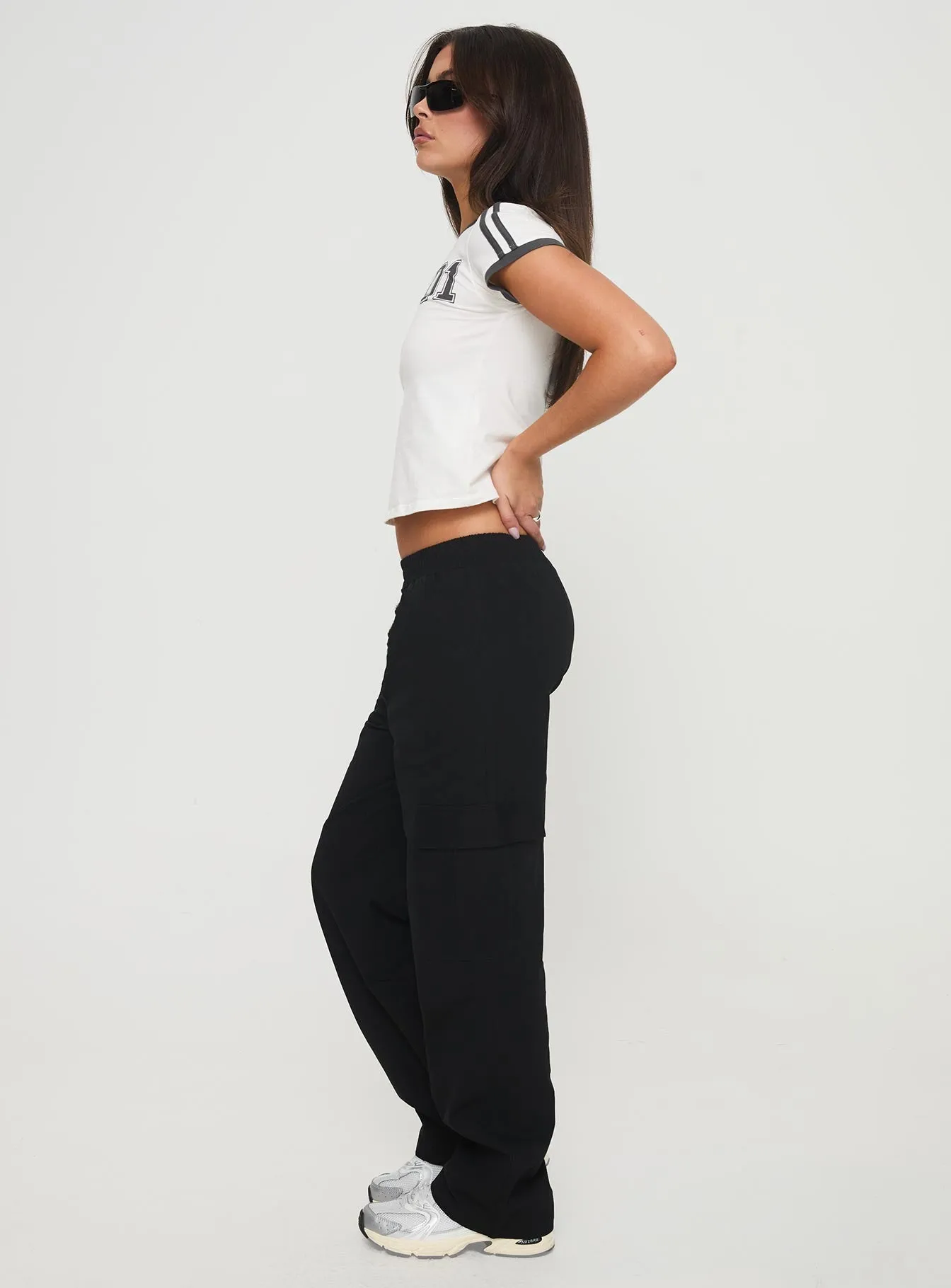Unisex Attire Enchantia Relaxed Cargo Pants Black