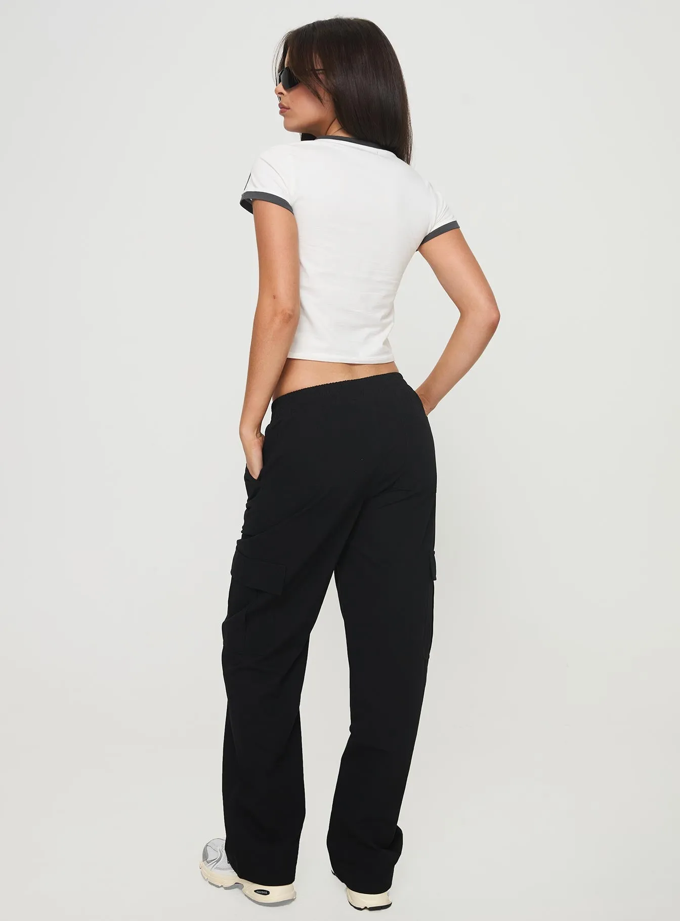 Enchantia Relaxed Cargo Pants Black Bootcut style Streetwear Fan Premium