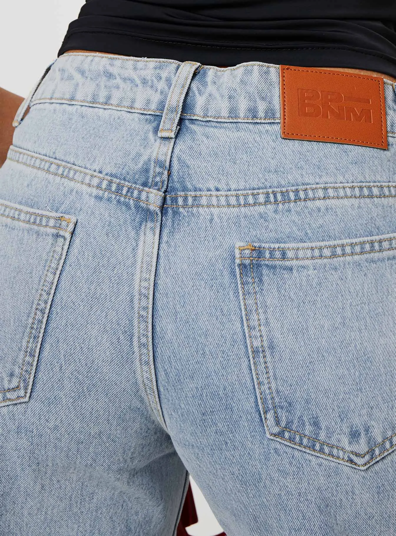 Fit Anytime Streetwear Mood Gazelle Jeans Light Wash Denim