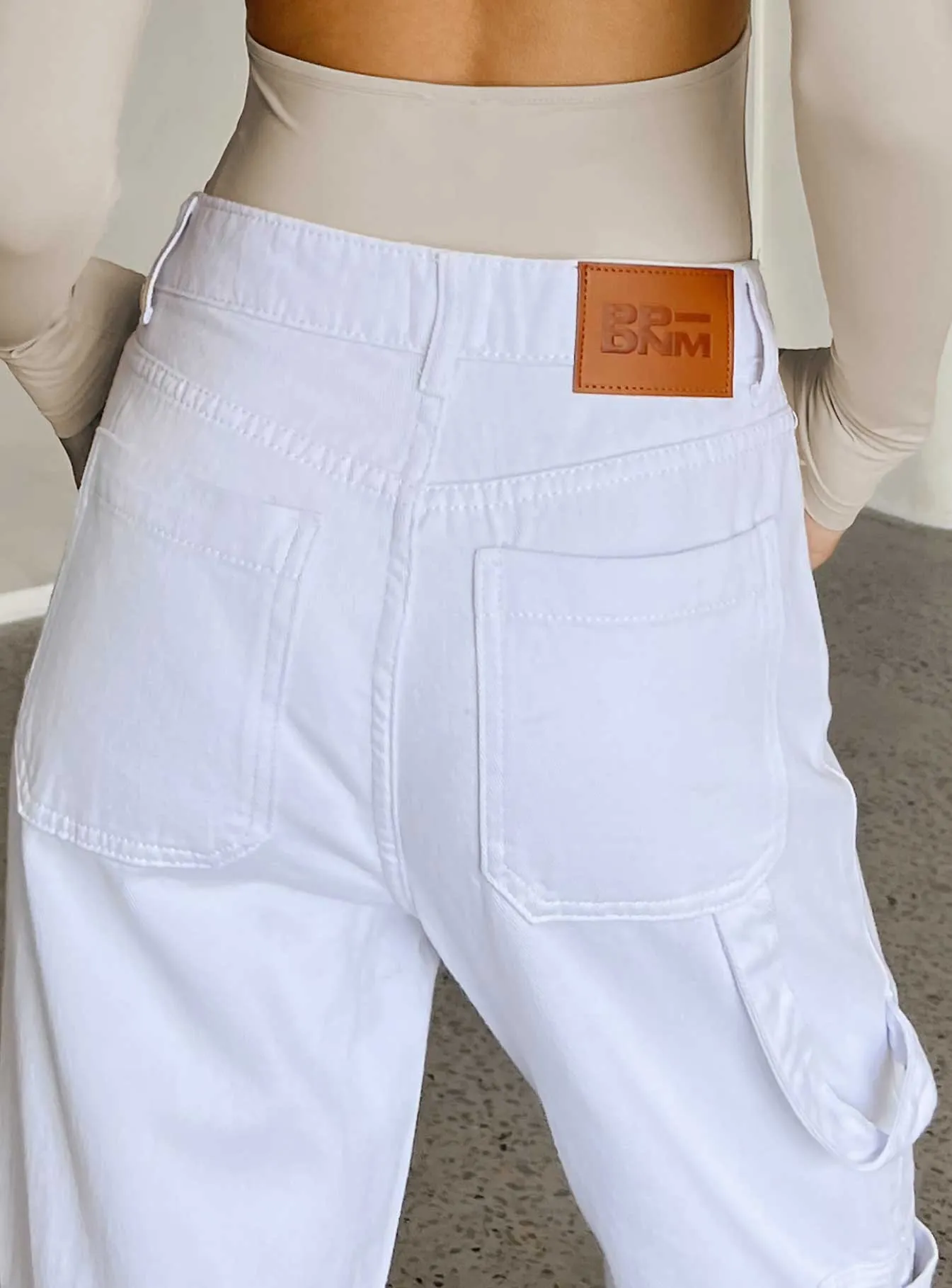Saffie Wide Leg Jeans White Denim Abrasion Resistant Surface Rainy Day High Quality