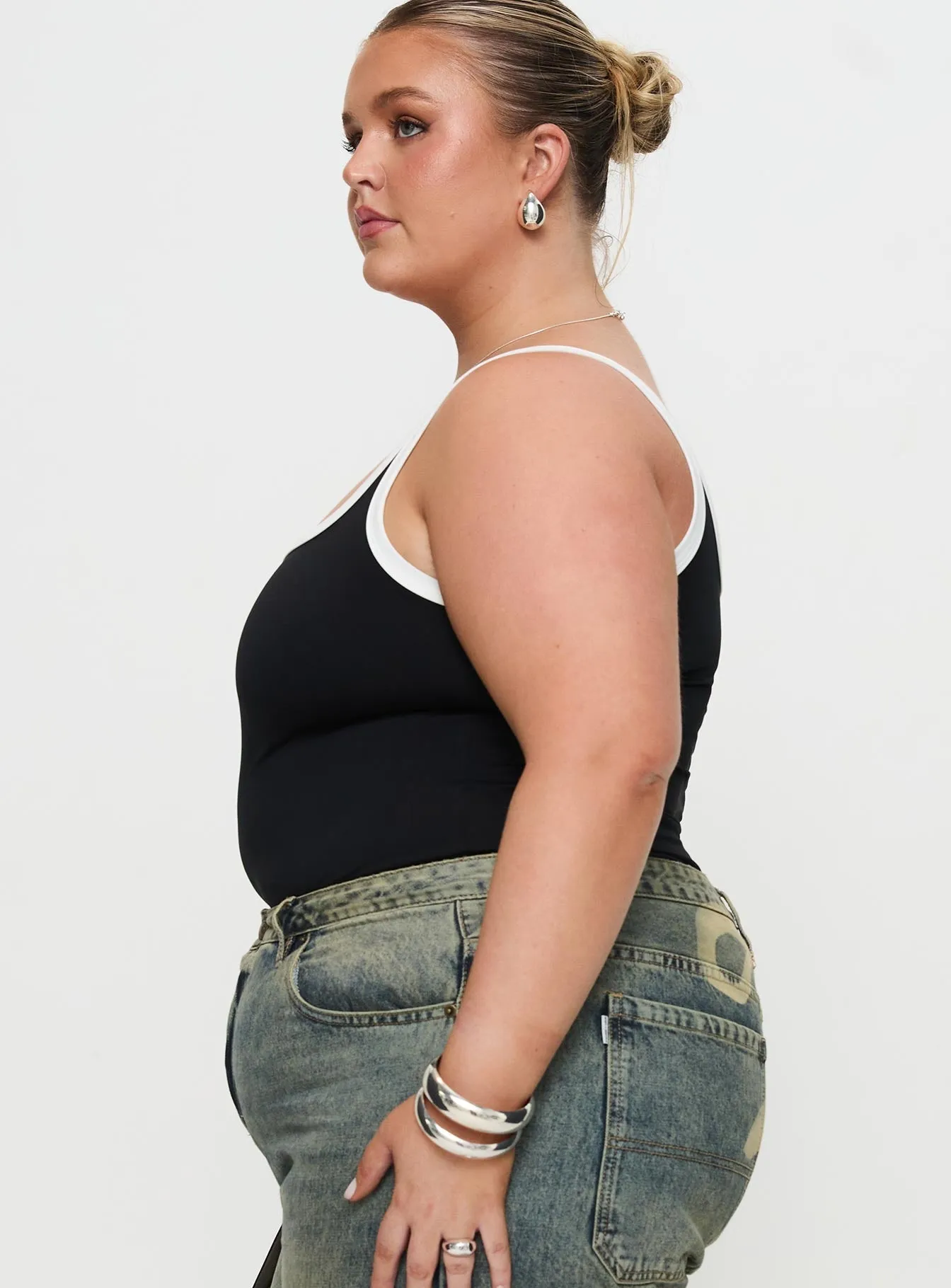 Vivid Neutral Astrea Bodysuit Black / White Curve