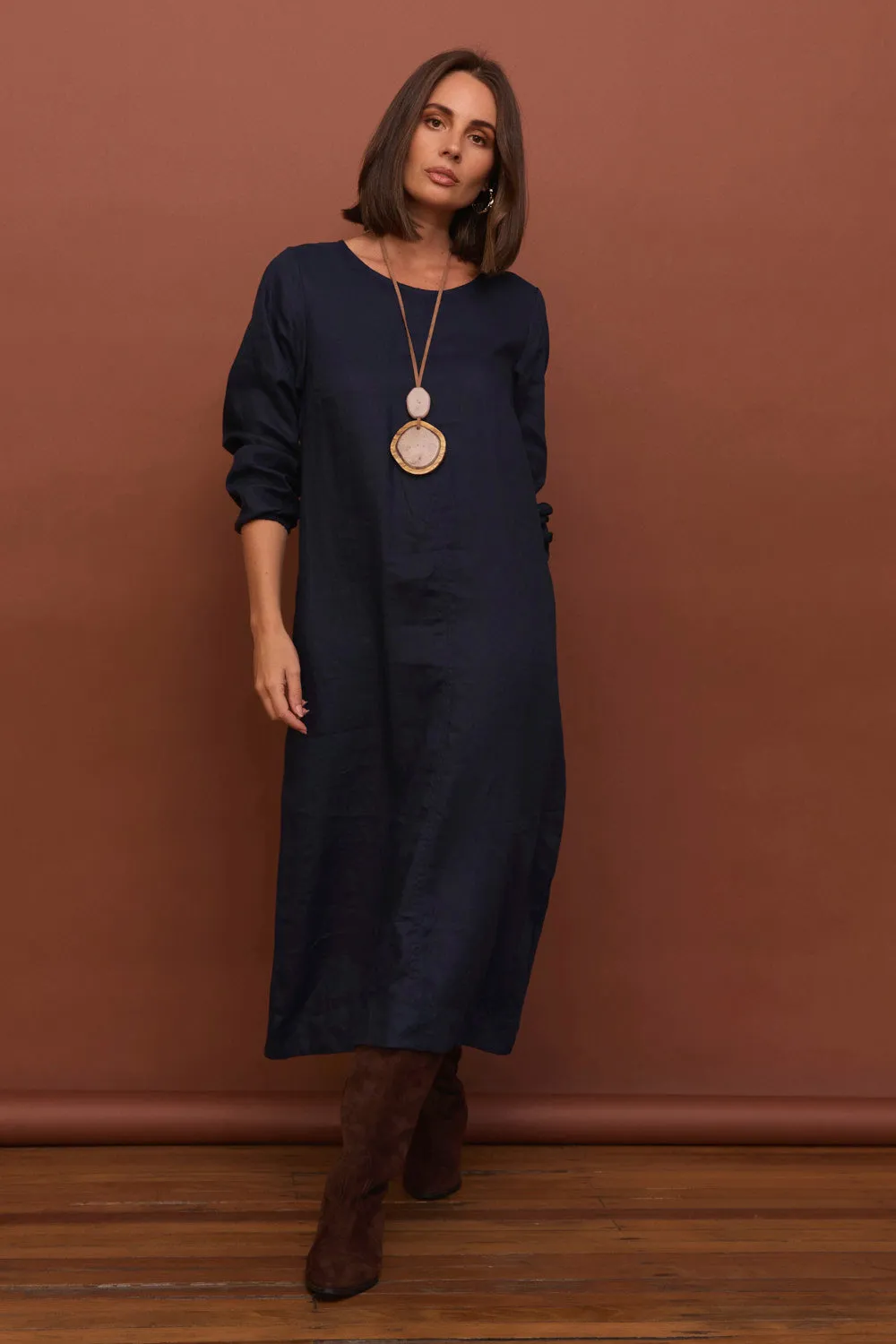 Hazel Linen Midi Dress in Navy Form Hugging