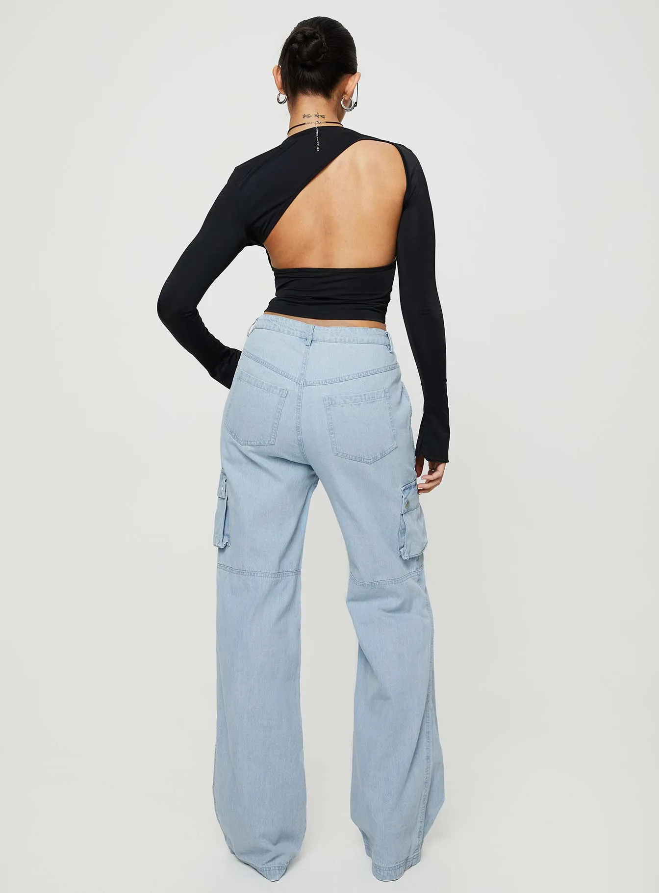Paige Mid Rise Cargo Jean Light Wash Day Out Style Road Trip Casual Friday Home Comfort