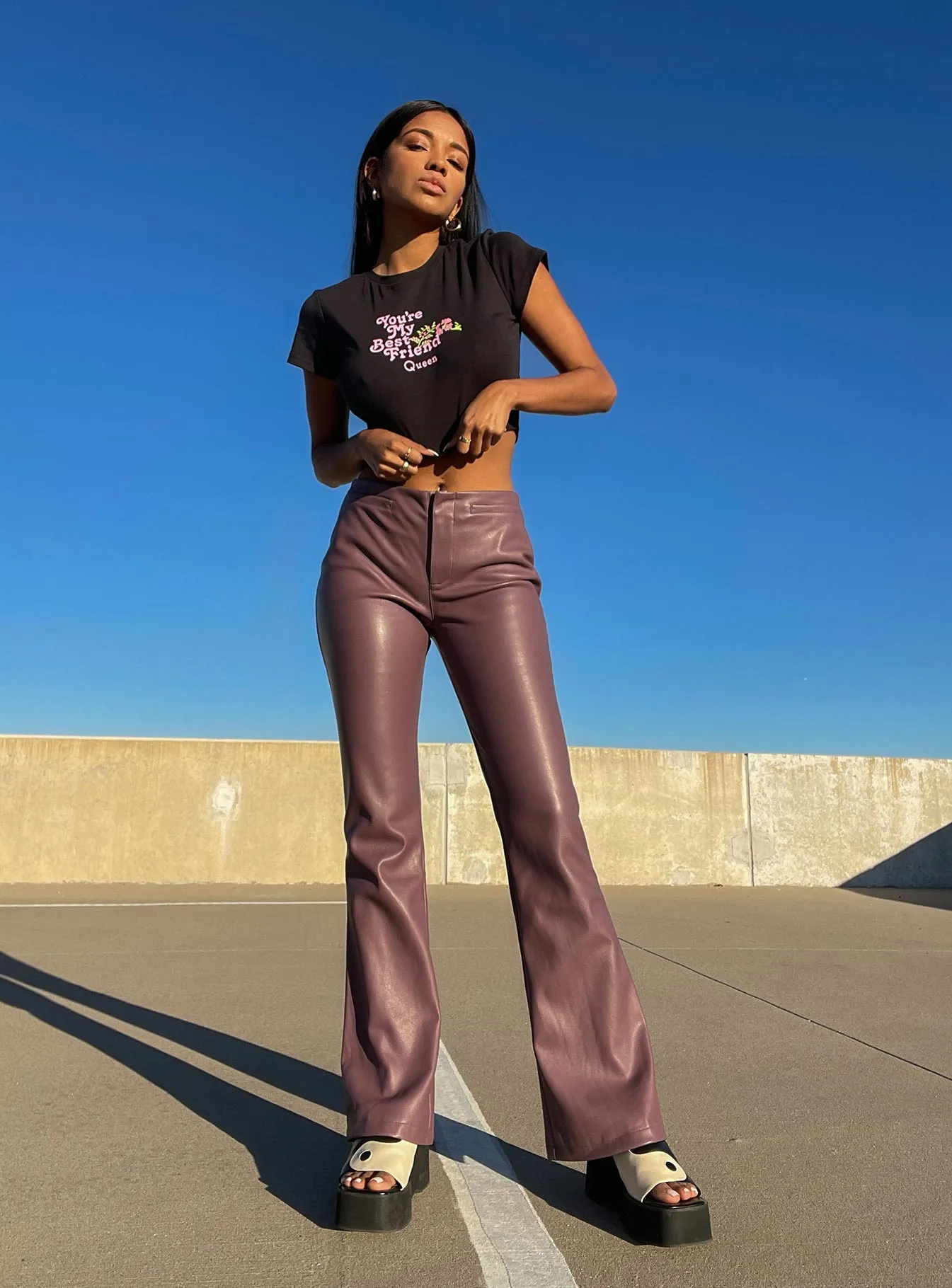 Queen You're My Best Friend Cropped Tee Black Durable Style Cozy Fit