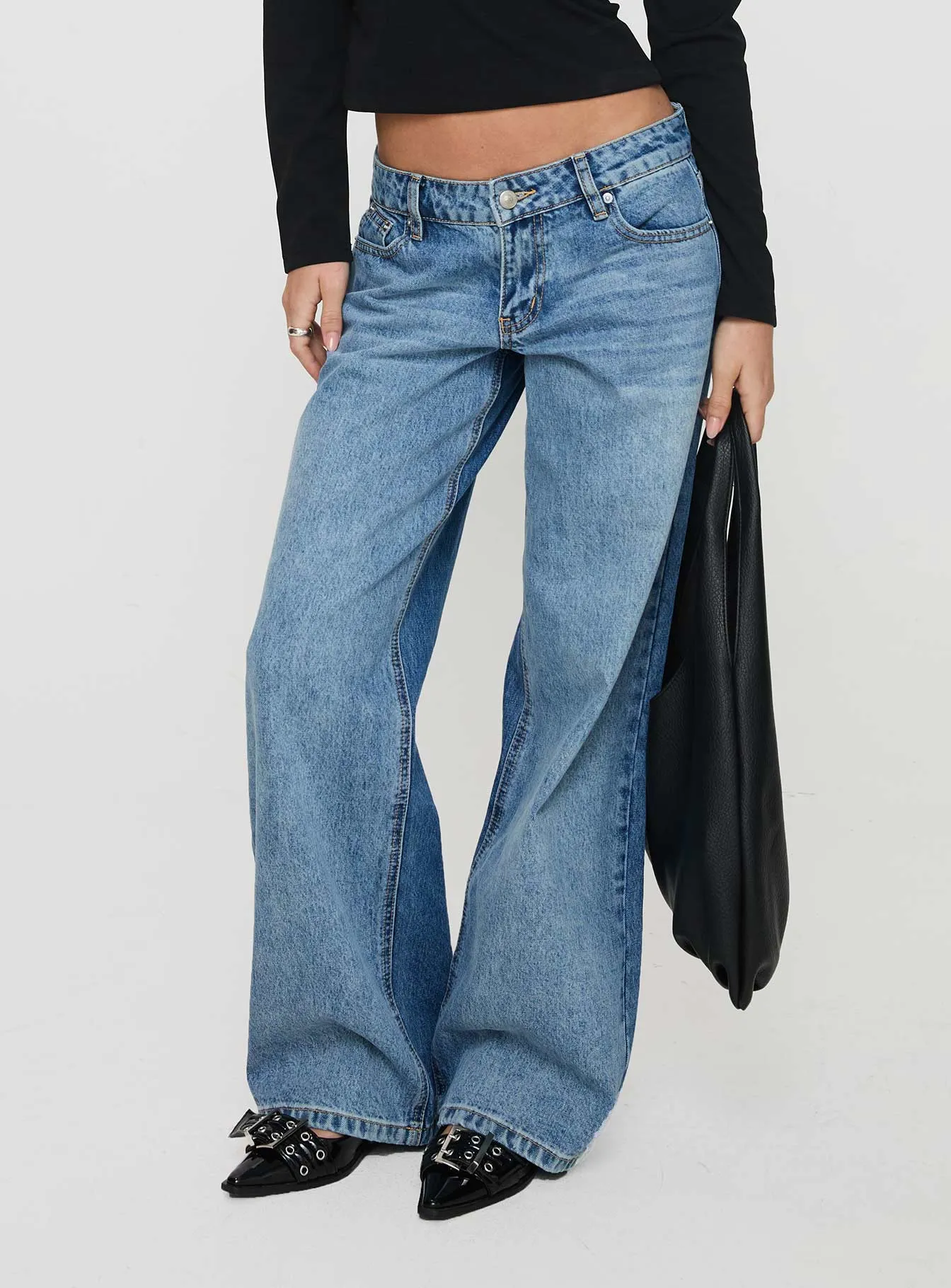 Weather Friendly Fitted Design Ferris Two-toned Mid Rise Straight Leg Jeans Blue Wash Denim
