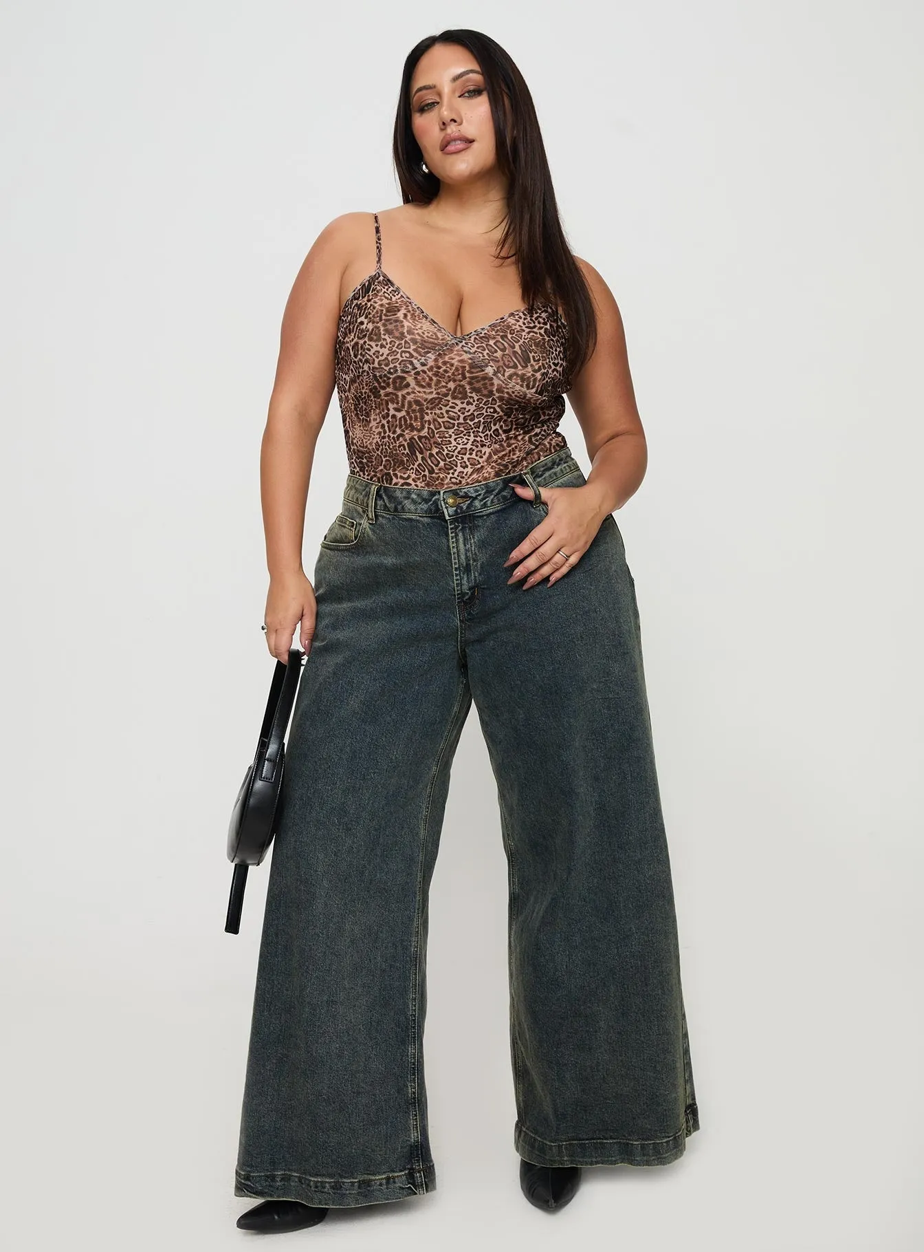 Ziggie Low Rise Baggy Jeans Antique Wash Curve City Life Style