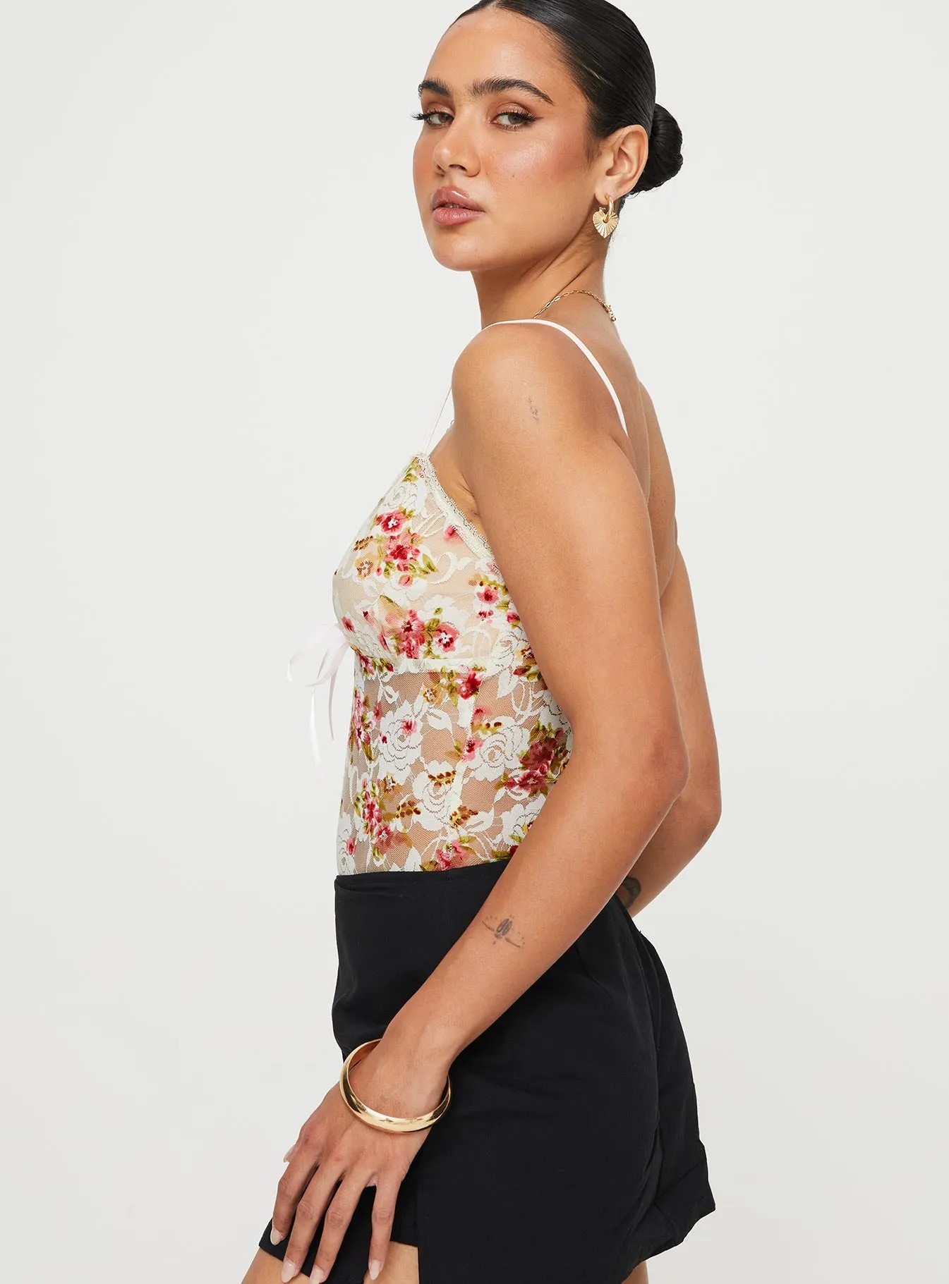 Fresh Wedding Basic Lightweight Amessa Lace Bodysuit Floral