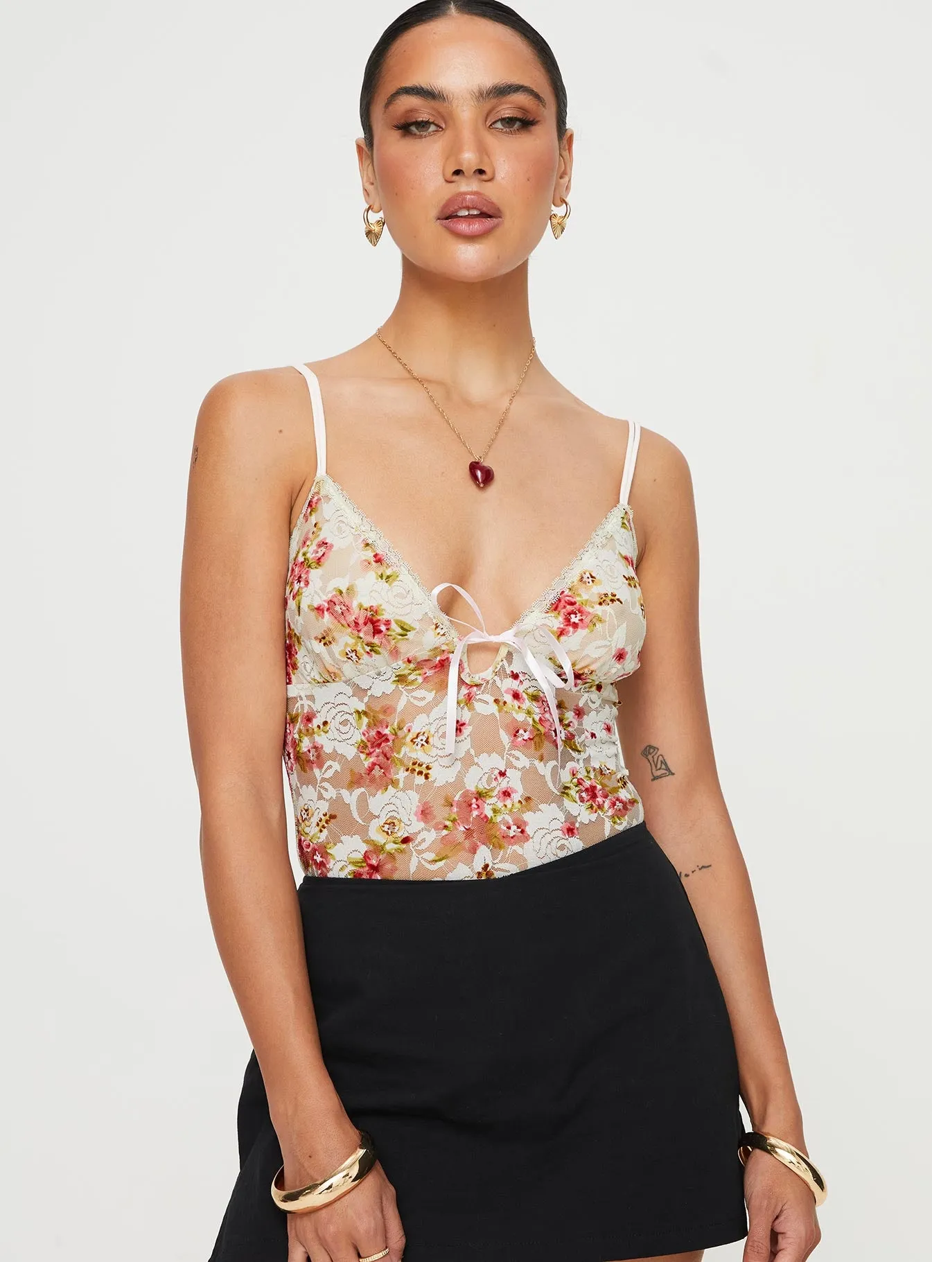 Flexible Bold Loose Versatile Amessa Lace Bodysuit Floral