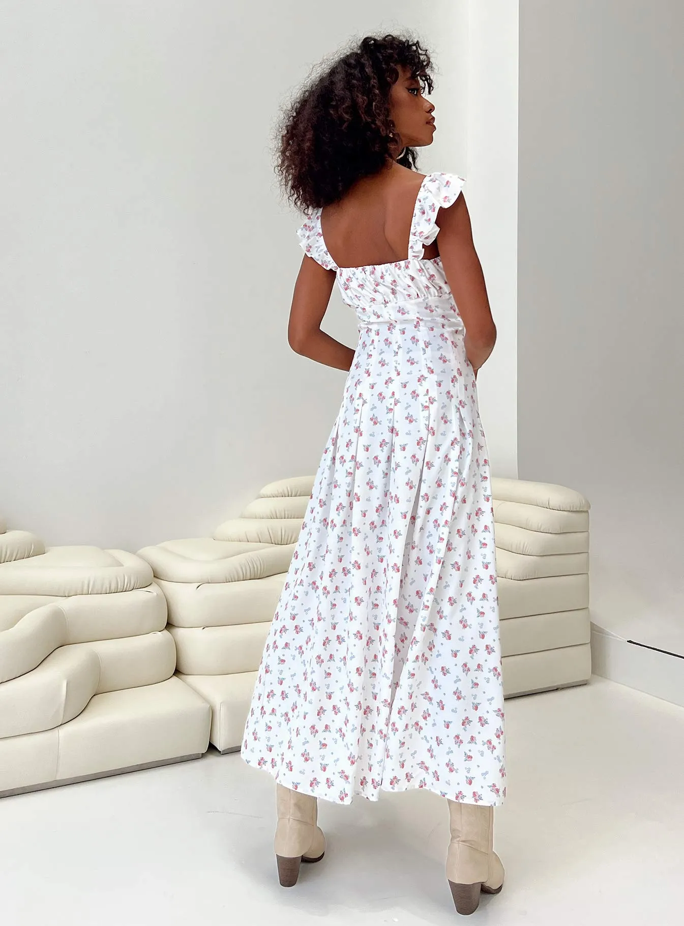 Yellow Sun Star Trail Alver Maxi Dress White Floral