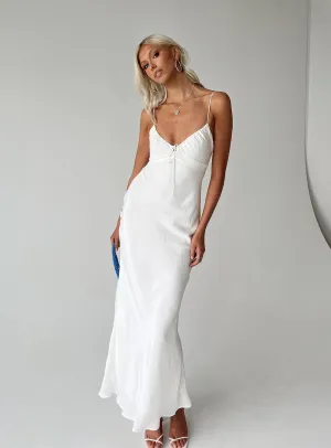 Emily Maxi Dress White Tall The classic cut of this maxi dress ensures a flattering fit for all body types Fresh Air