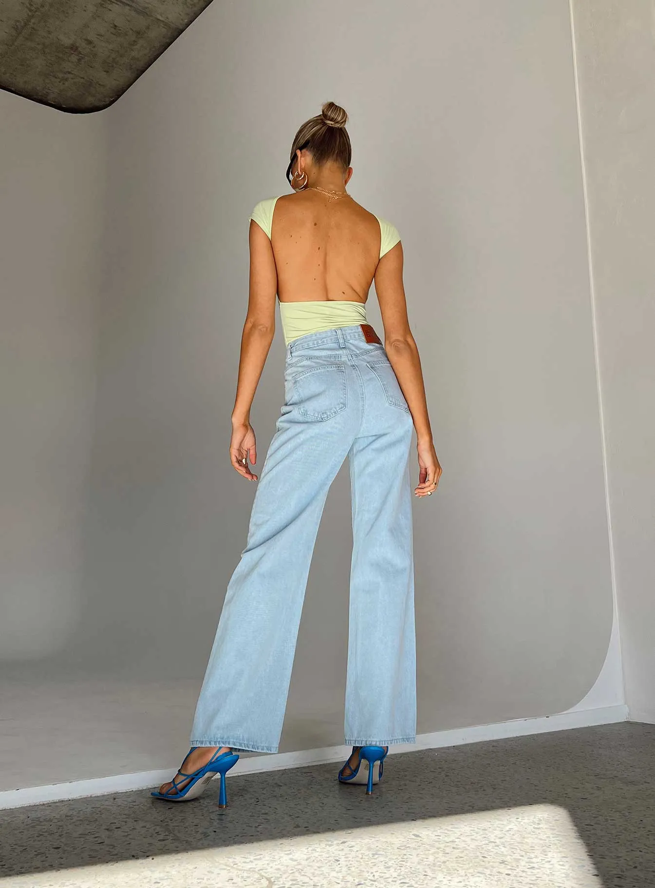 Sevina Wide Leg Denim Jeans Light Wash Casual Classic