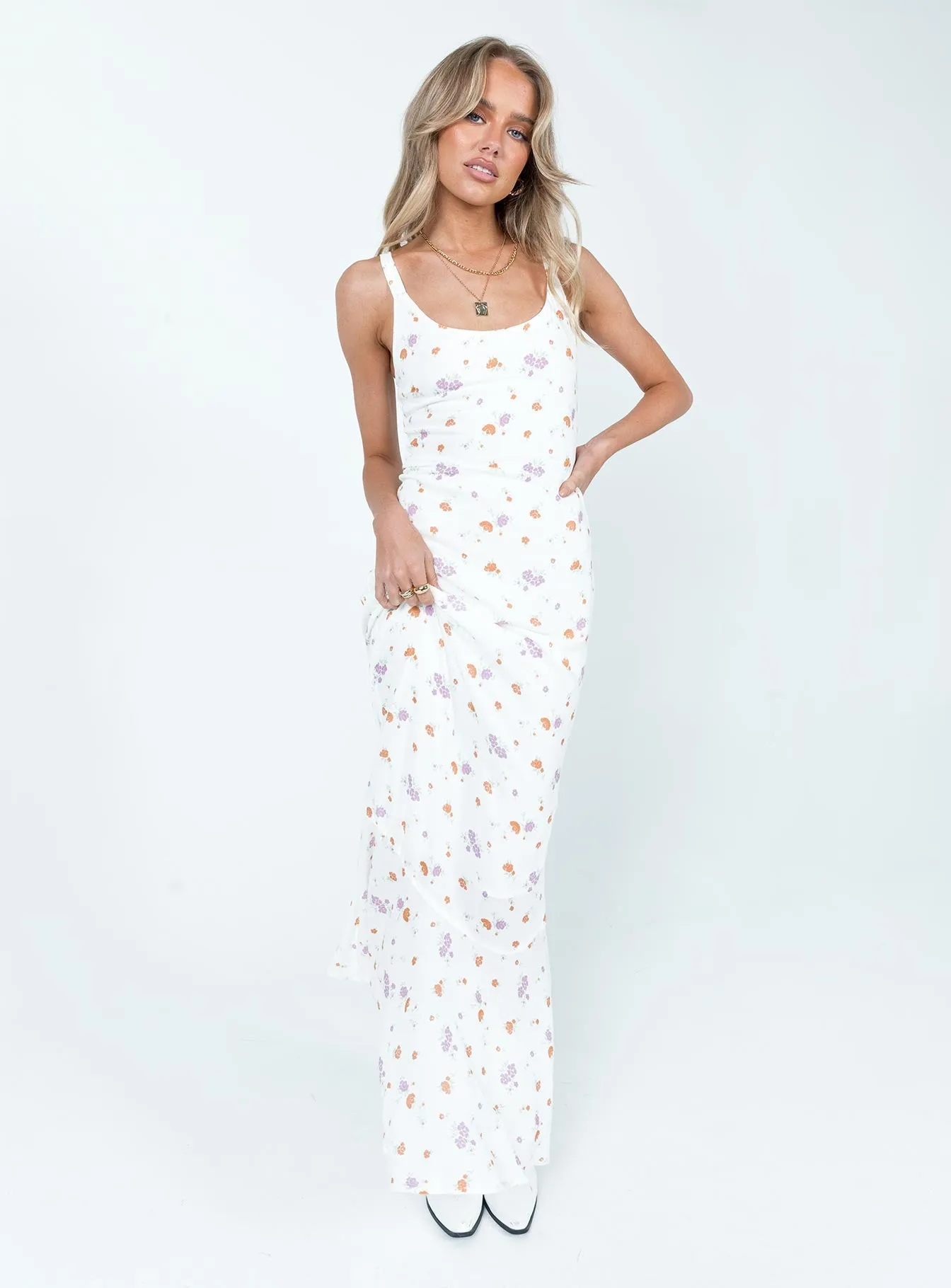 With its elegant lines this dress offers a sophisticated look that never goes out of fashion Copper Glow Curtis Maxi Dress Multi