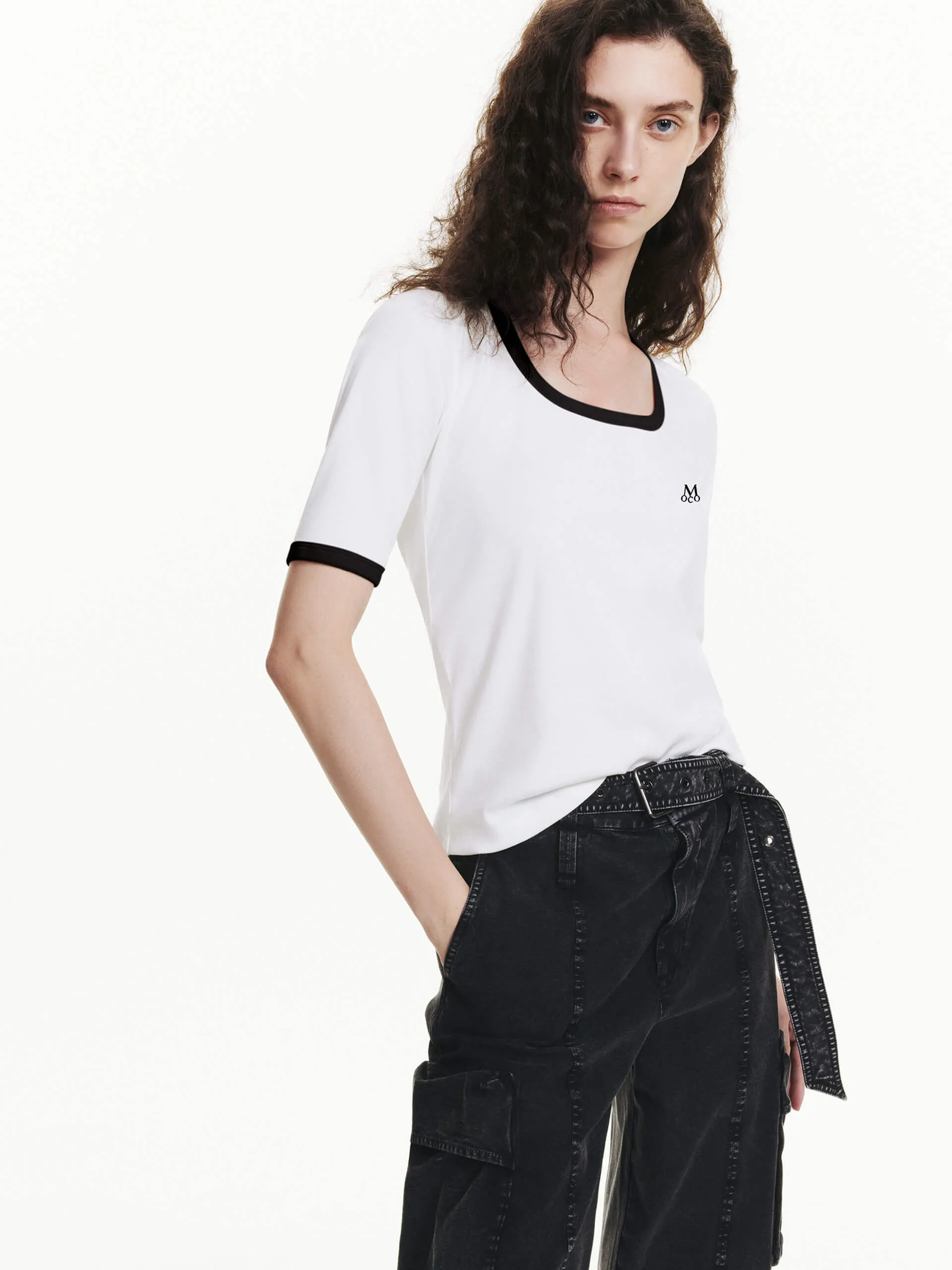 Contrast Detail Fitted T-shirt Yarn Dyed Stripes Circular Knit Design