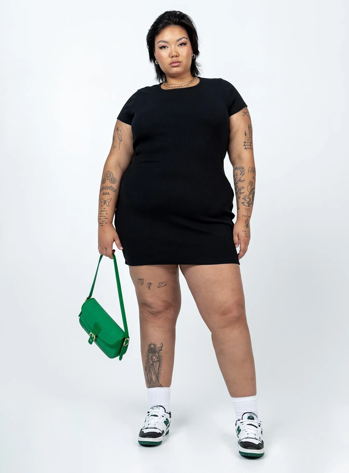 Classic Mini Dress Black Curve Perfect For Summer Stylish mini for brunch