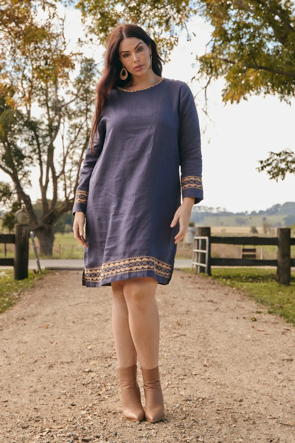 Boatneck Linen Shift Dress in Slate Open Glow