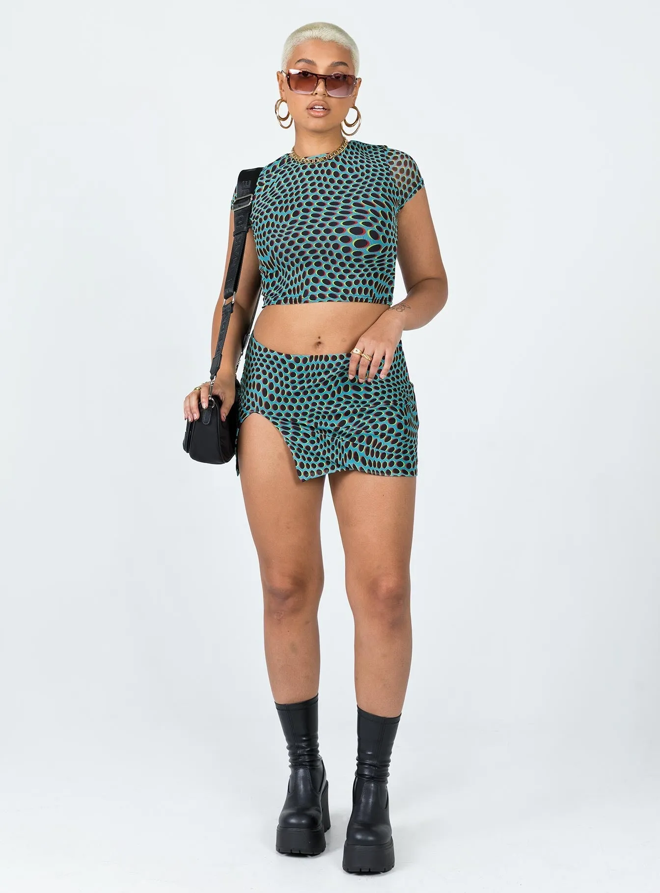 Bold Move Top Blue Multi Contrast Inner Binding Light Layer
