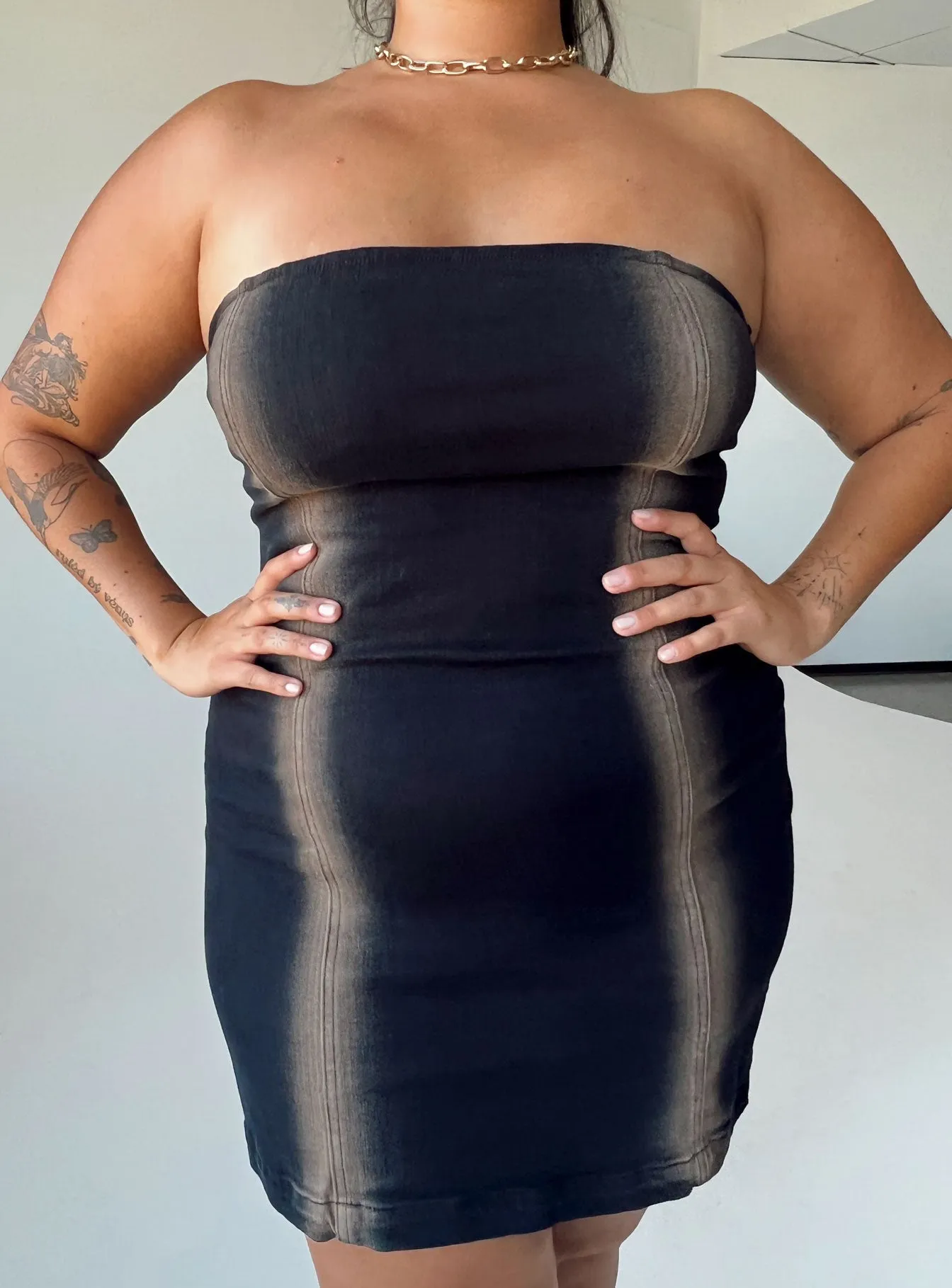 Pre Show Denim Mini Dress Black Curve Cross Back Support Design Reinforced Elbows