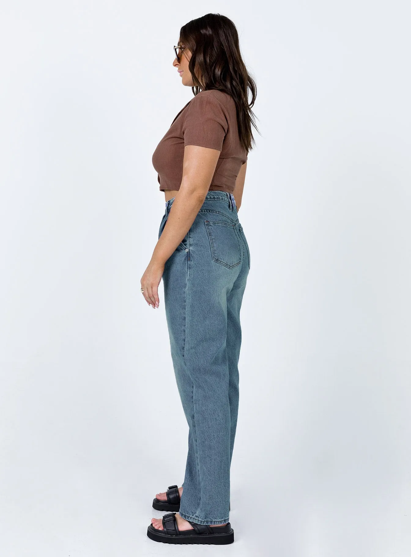 Multi Pocket Design Isabelle Straight Leg Denim Jeans