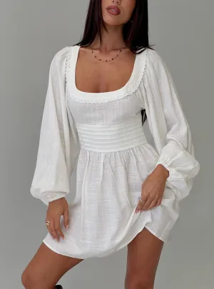 Weyes Long Sleeve Mini Dress White Street Style