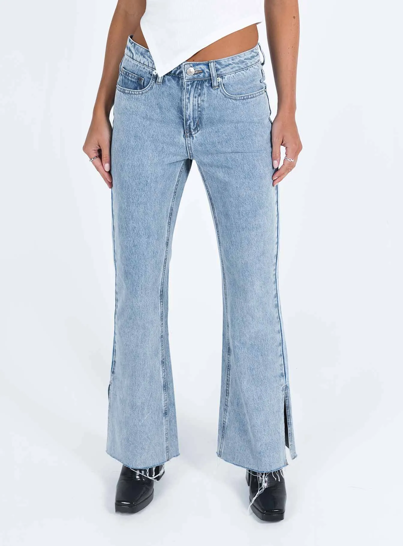 Neutral Tones Versatile Winter Warmth Camilu Split Hem Jeans Denim