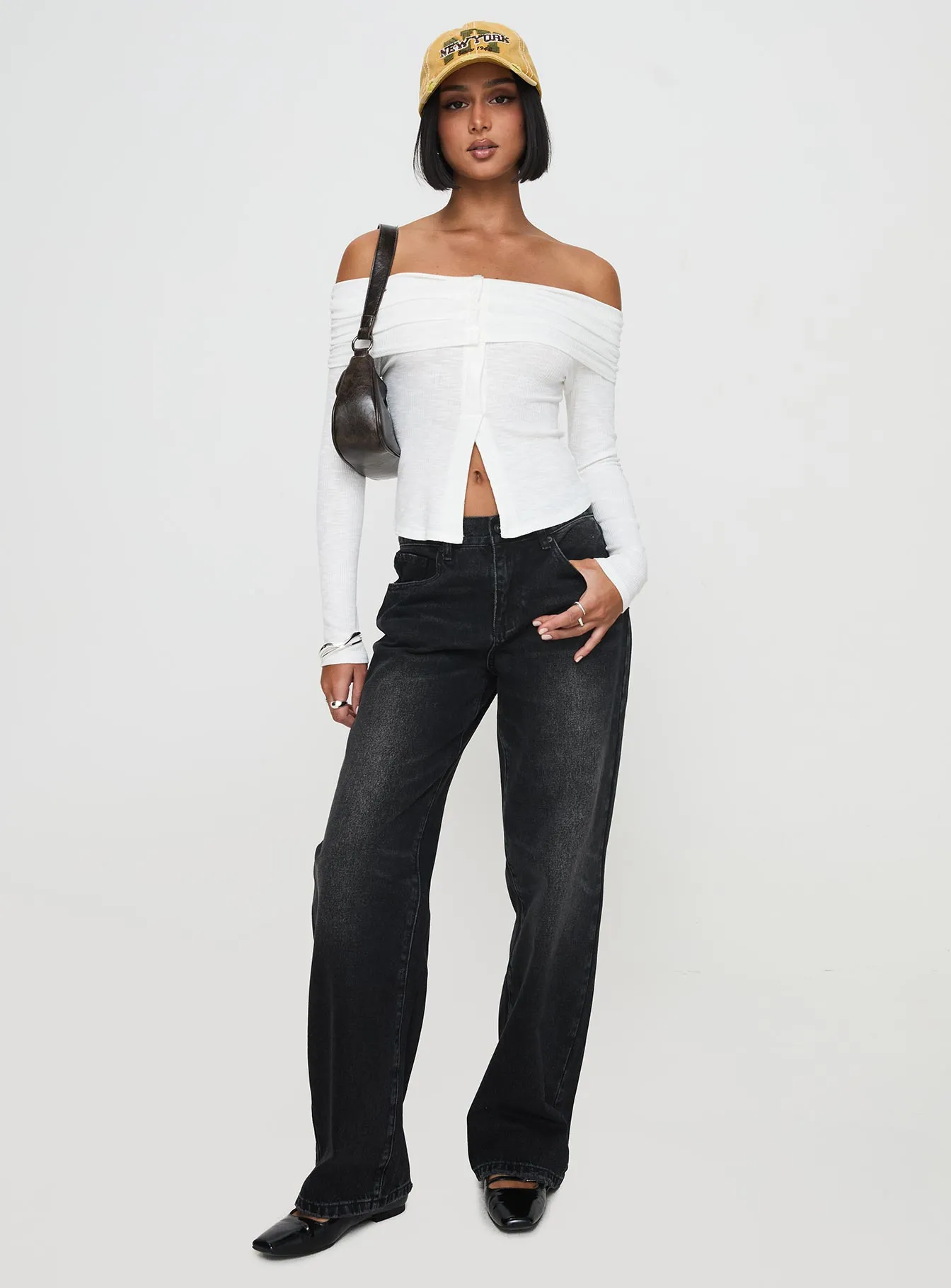 All Season Fit Mezze Straight Leg Jeans Washed Black