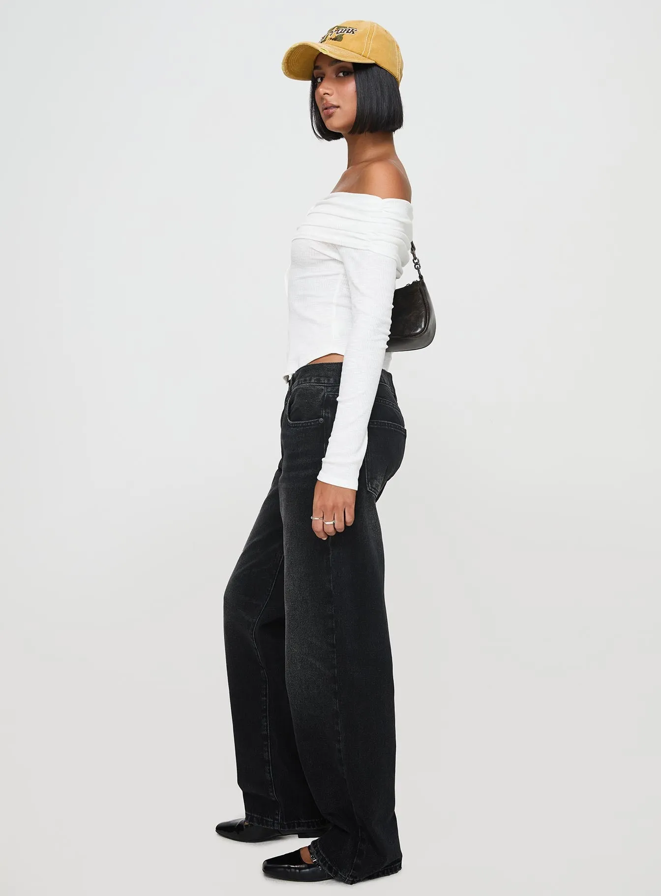 Mezze Straight Leg Jeans Washed Black Daily Outfit Water Efficient Wash Process