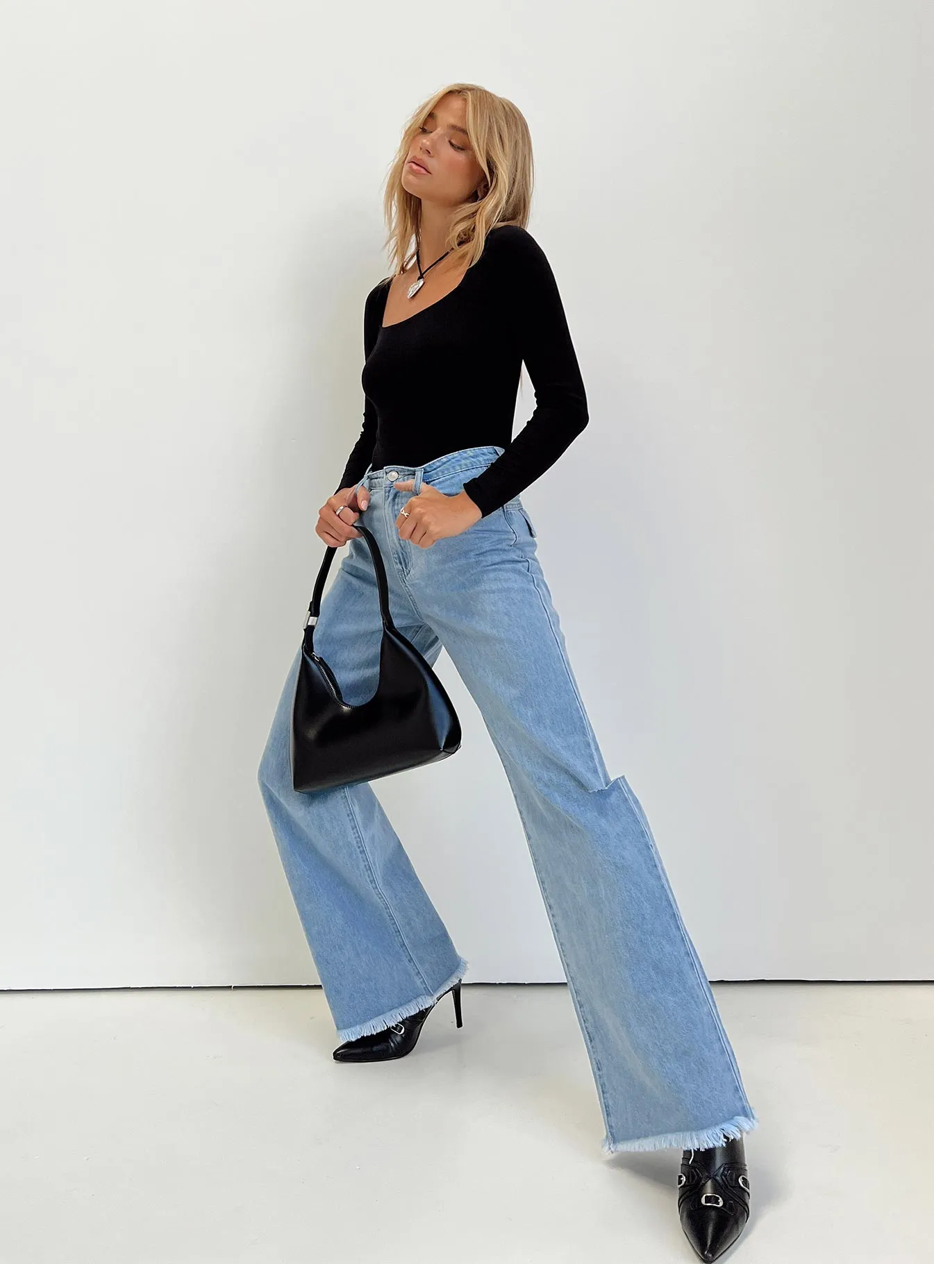 Simple Style Rebekah Wide Leg Jeans Mid Wash Denim