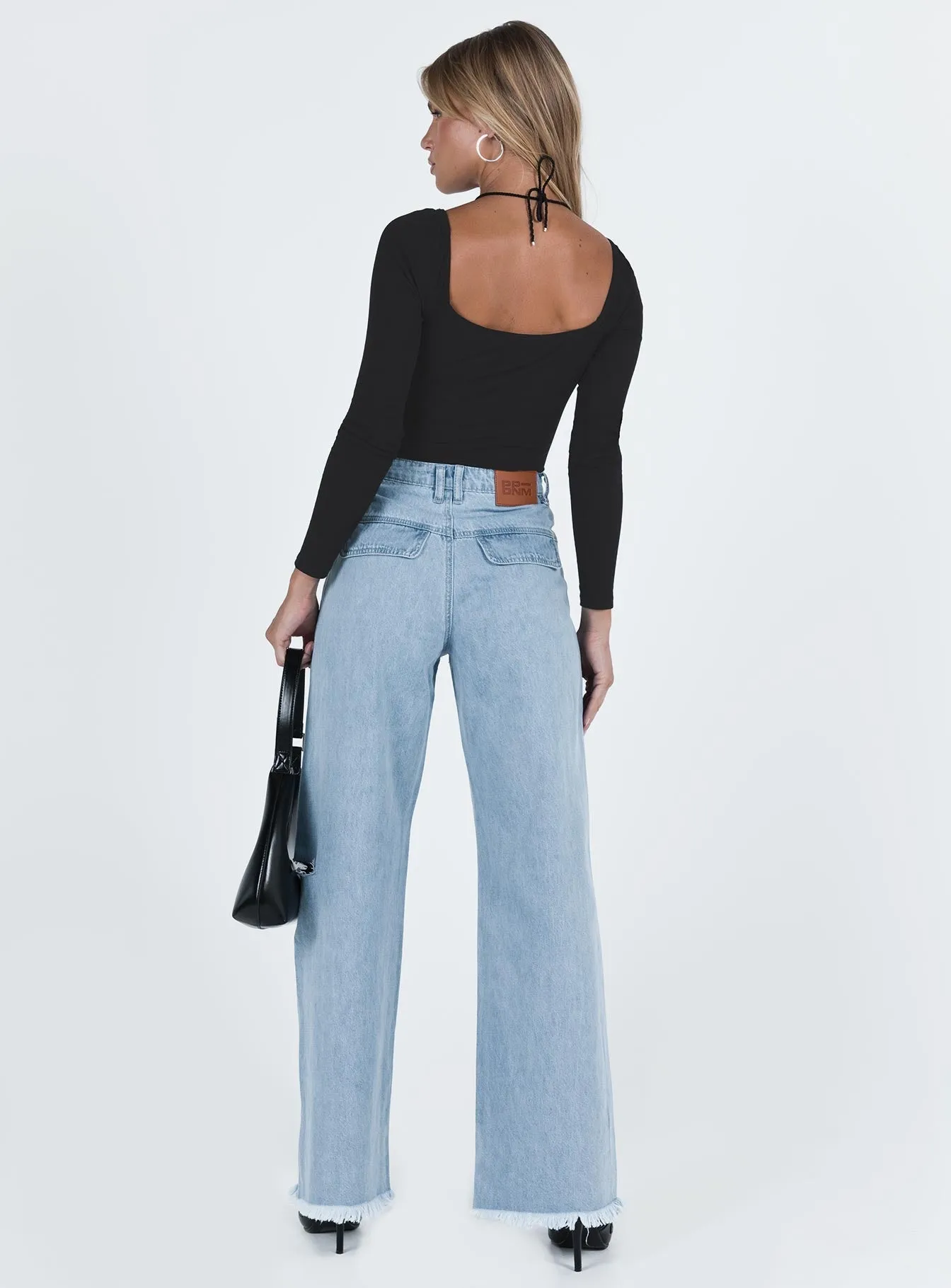 Timeless casual Wardrobe Choice Rebekah Wide Leg Jeans Mid Wash Denim