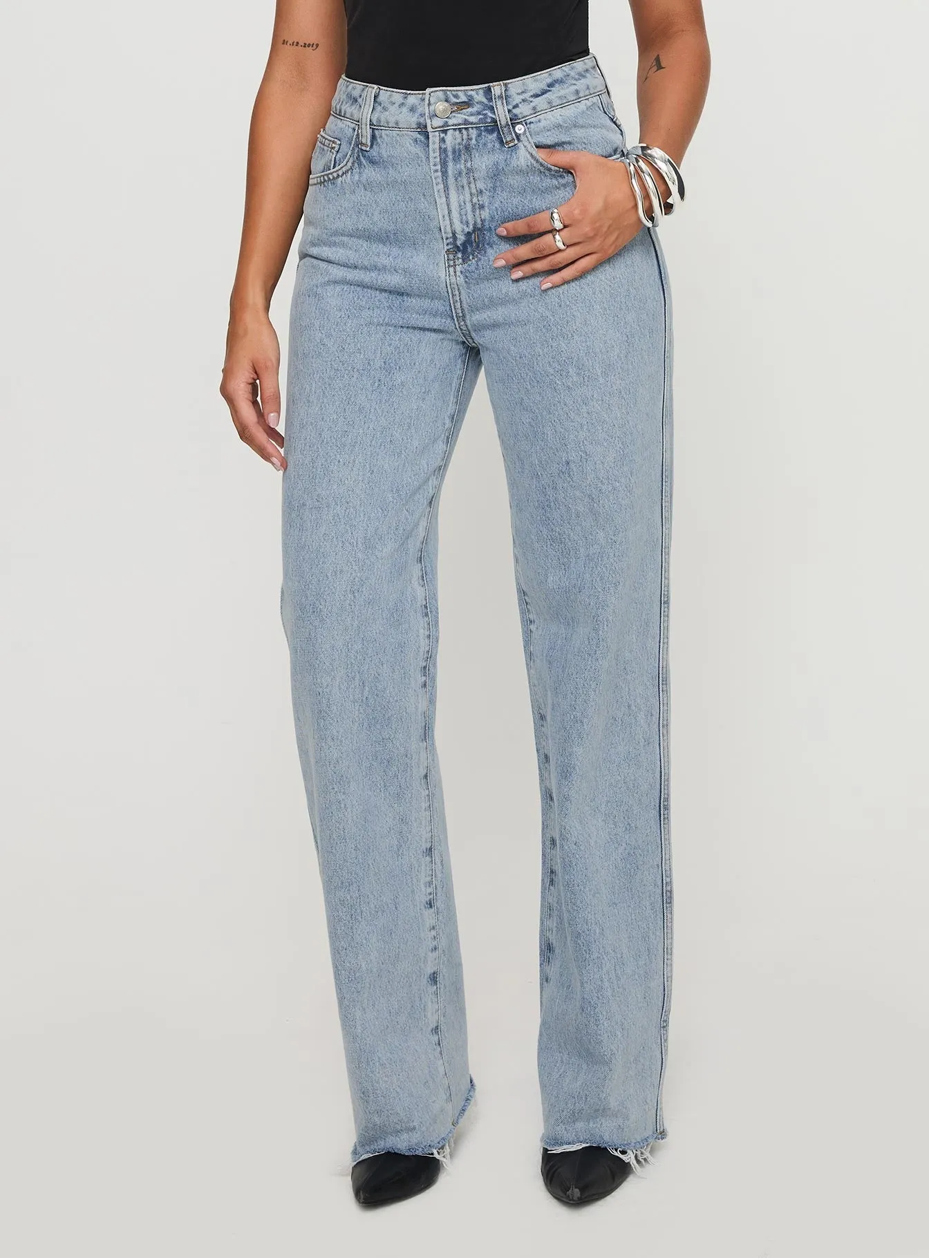 Karlina High Rise Straight Leg Jean Light Wash Fade Resistant Finish Quick Wash