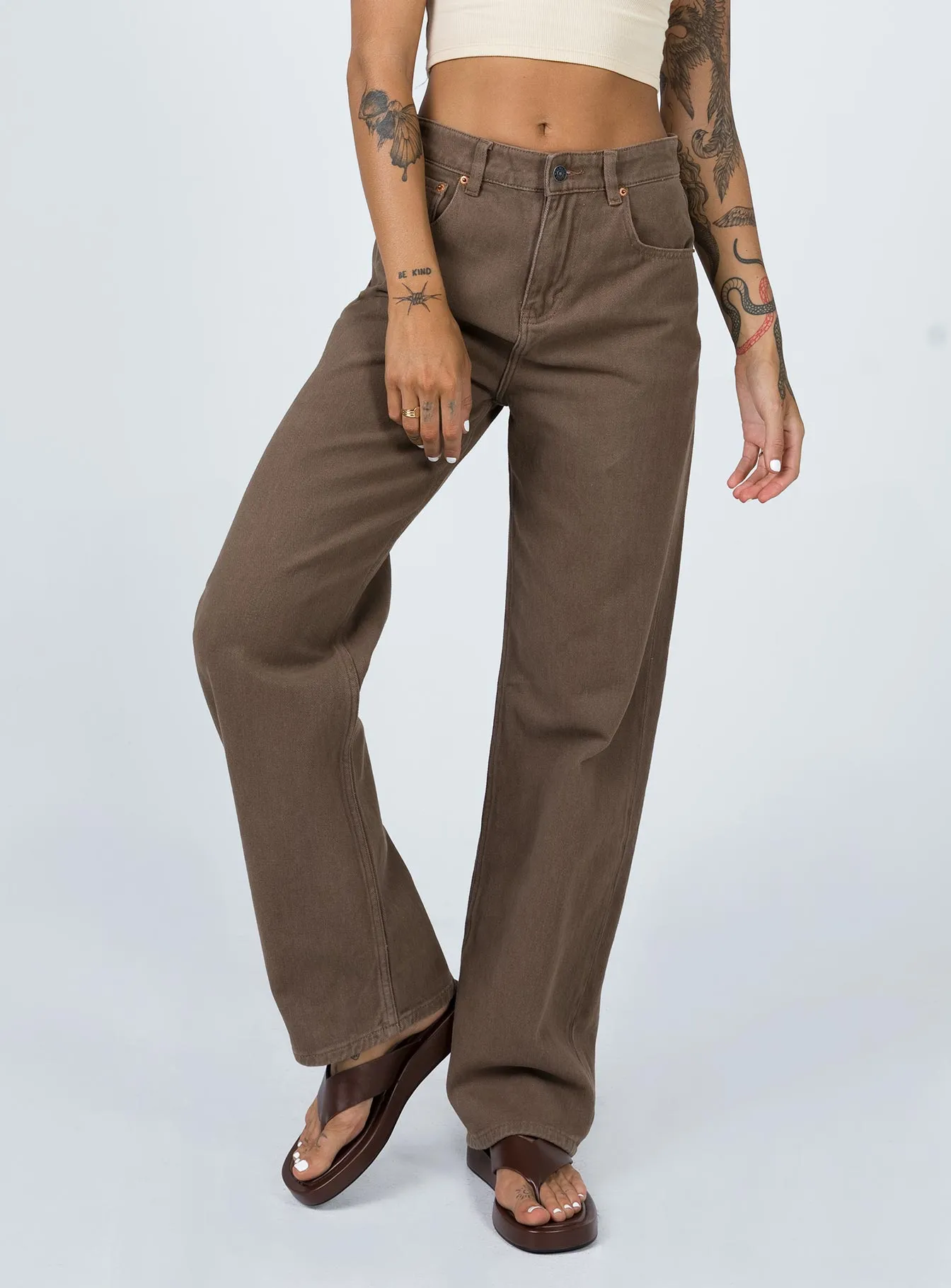Tailored Silhouette Minimal Fit Motel Parallel Jeans Rich Brown