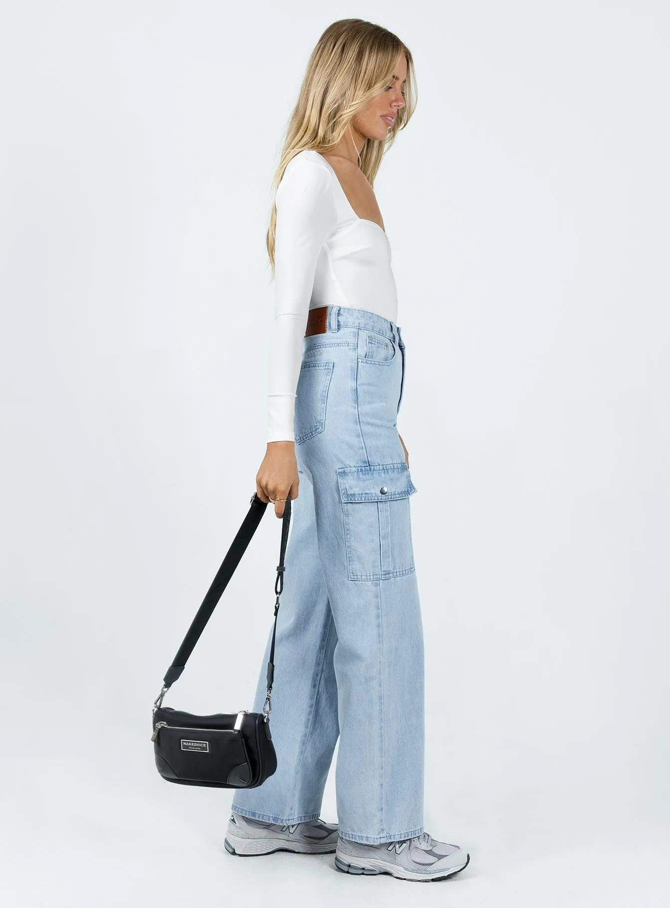 Pimaga Wide Leg Cargo Jeans Light Wash Denim Outfit Base Smart Casual
