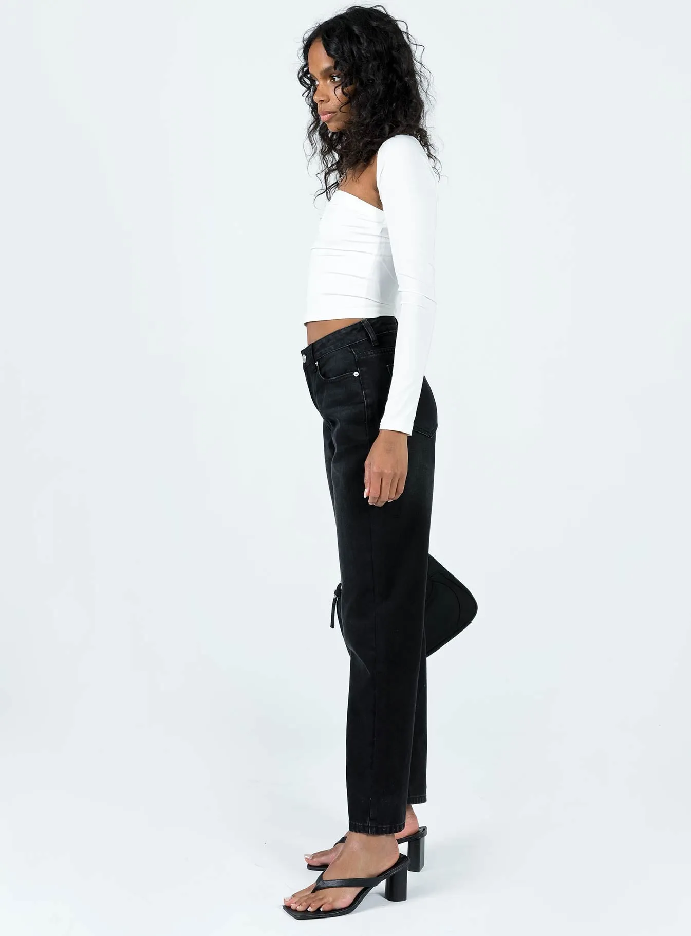 Organic Cotton Blend Wilsons Loose Leg Low Rise Jean Black Strong Stitch Youth Style Student Outfit
