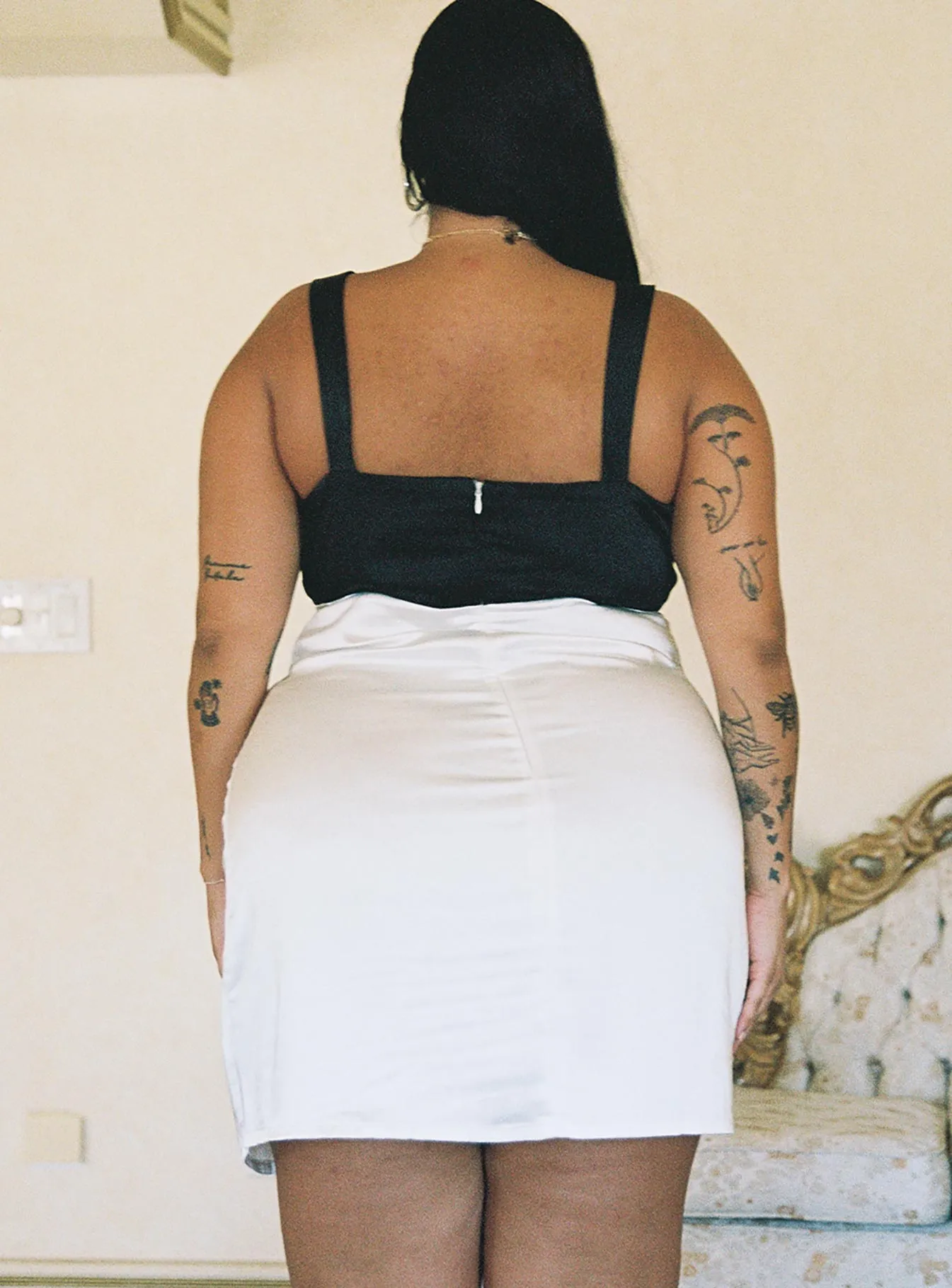 Weekend Comfort Scene Light Miah Mini Dress White / Black Curve