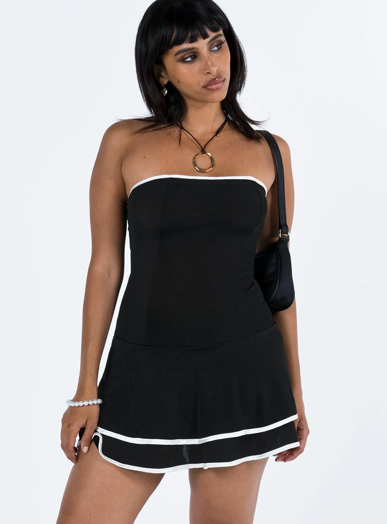 Timeless Fashion Samira Strapless Mini Dress Black