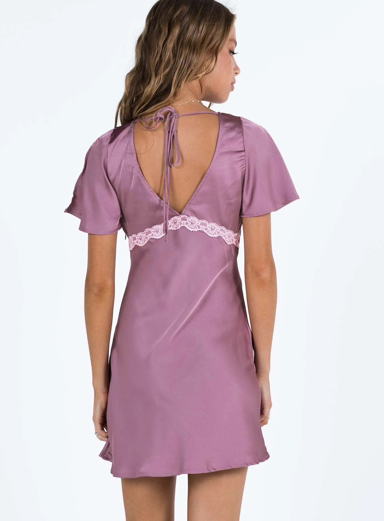 Jaron Mini Dress Mauve Floral Vibe Stylish Wear