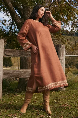 Jarla Linen Dress in Rum Caramel Easy Fit Self expression