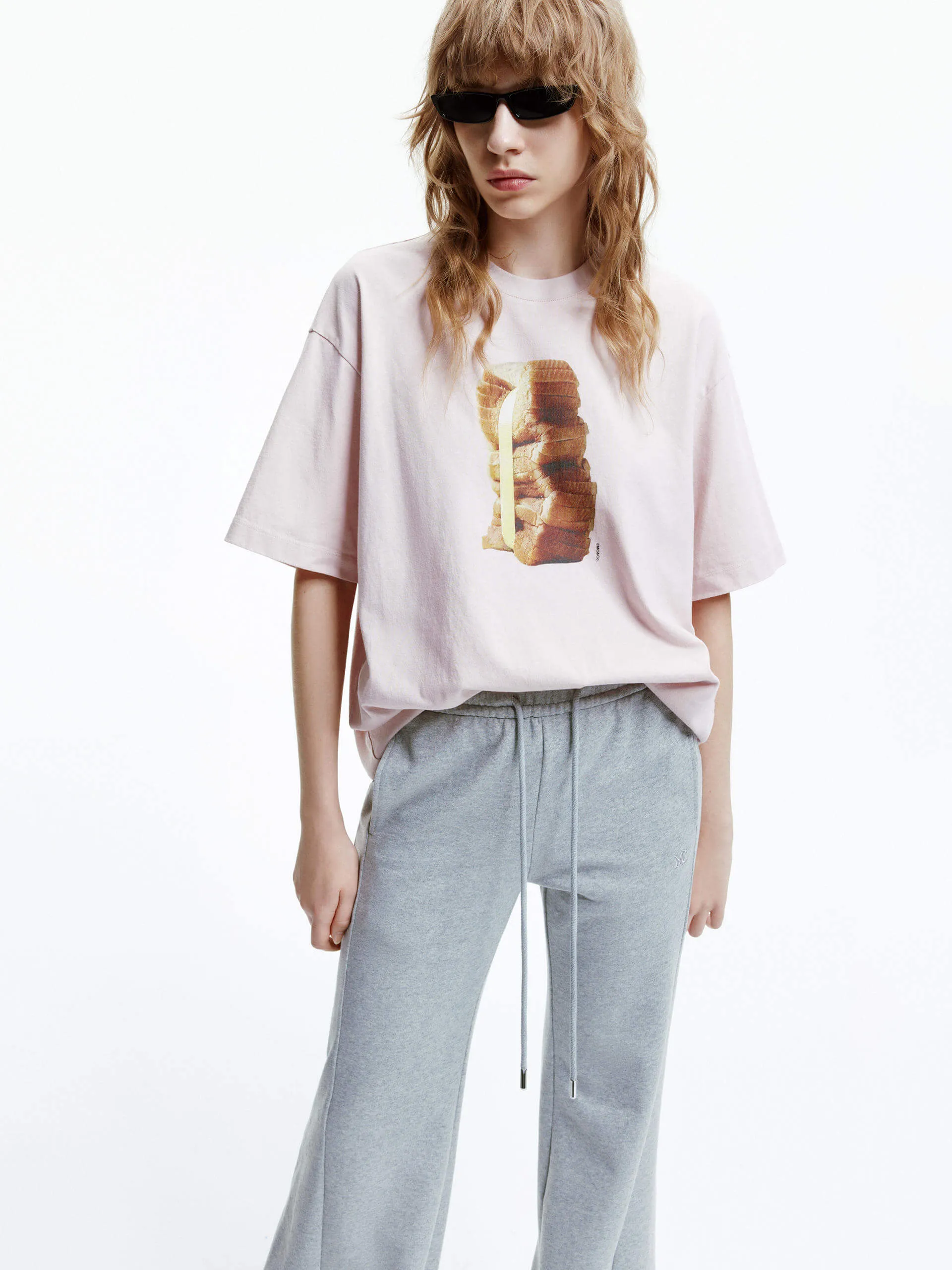 Bread Pattern Cotton T-shirt MoistureWicking Technology Reinforced Hemline