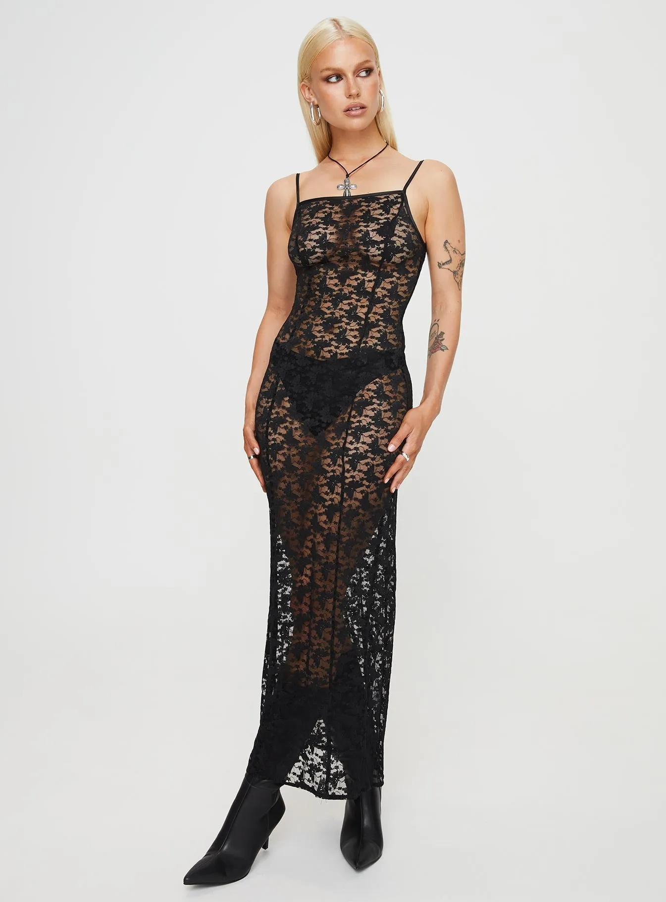 Countess Maxi Dress Black Vibrant evening maxi