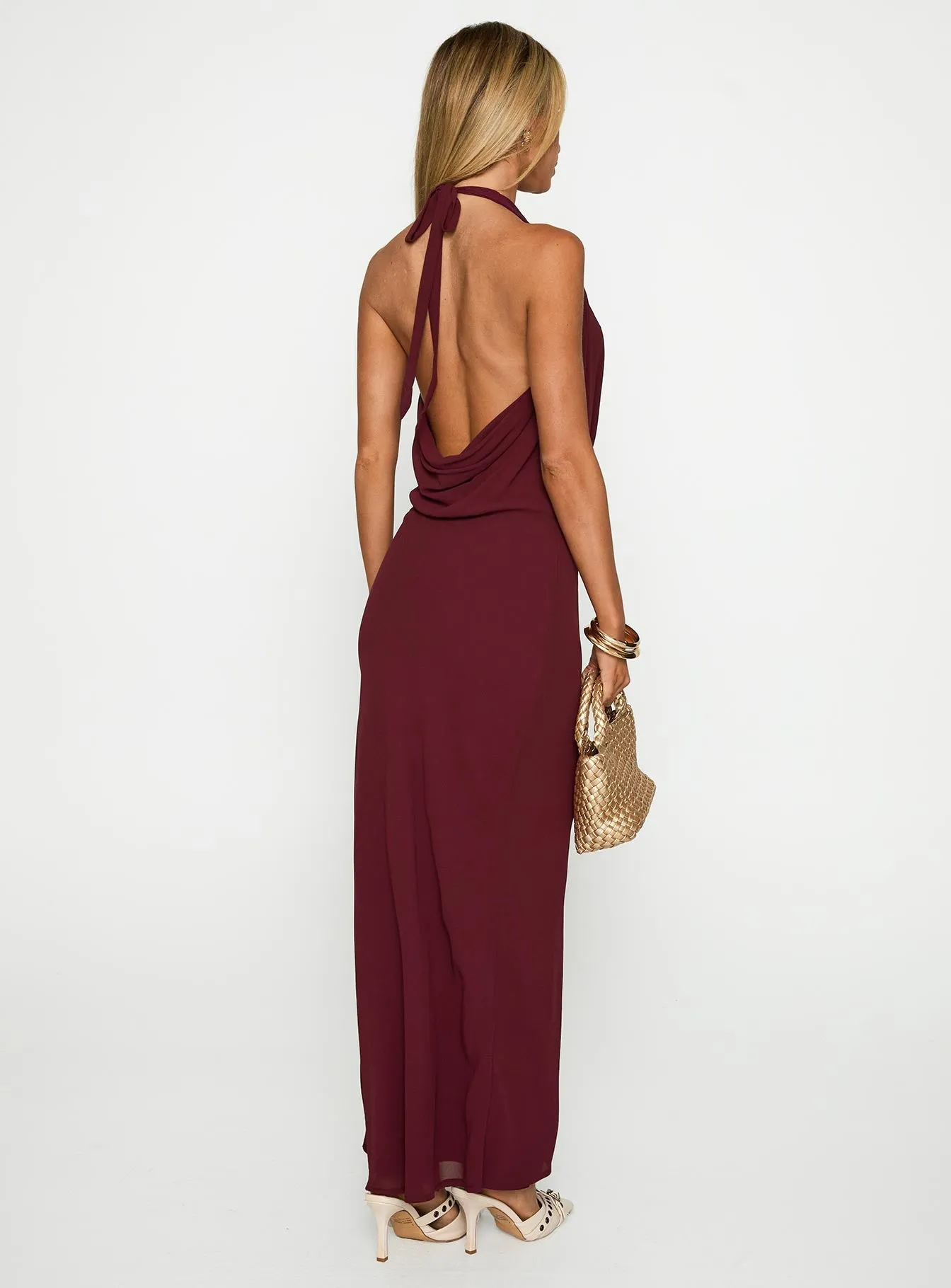 Vortexa Halter Maxi Dress Currant The lightweight fabric of this dress ensures comfort throughout the day without compromising style