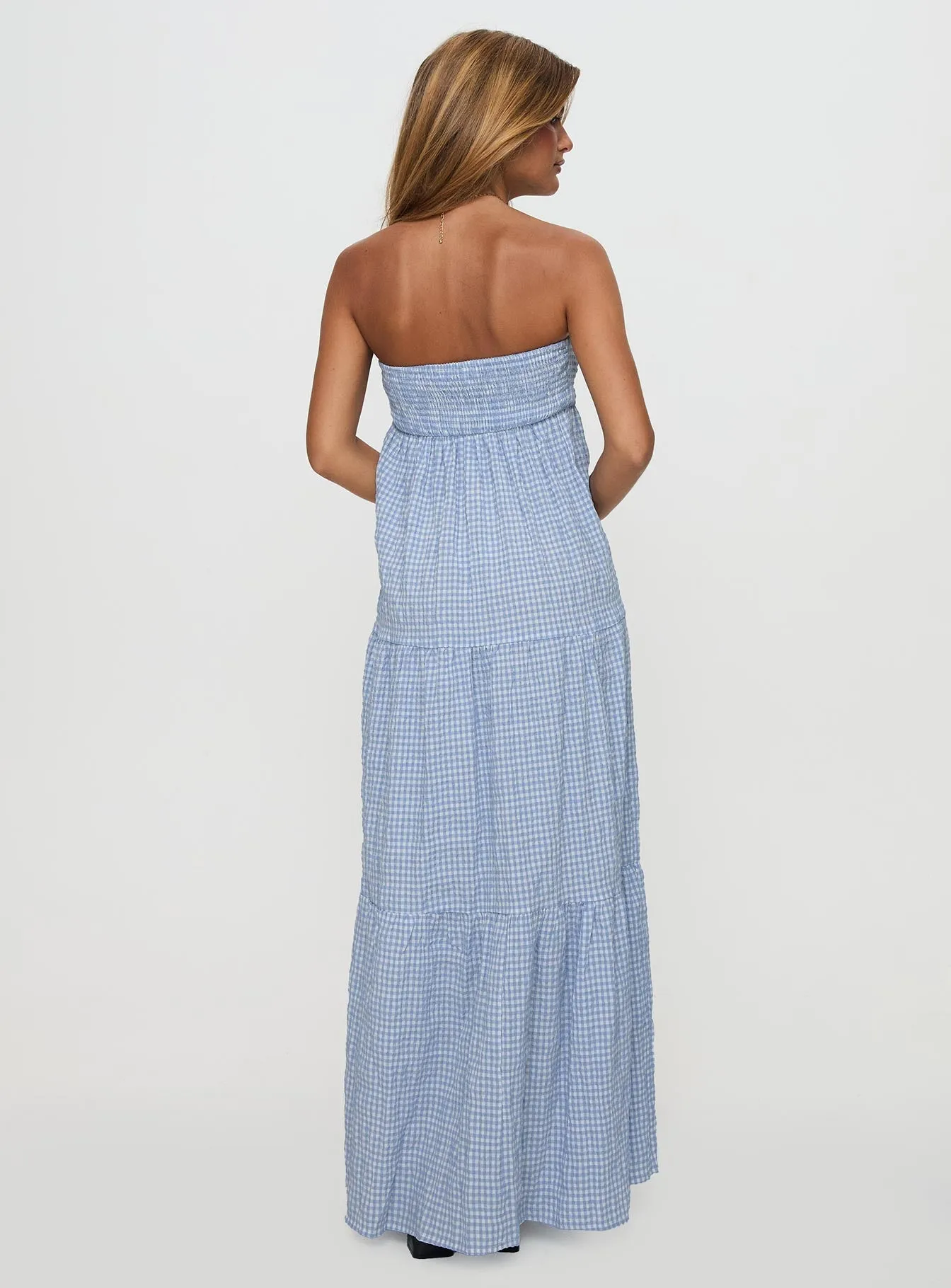 The flowing design of this dress provides plenty of movement while keeping you looking polished Knot Art Wynnie Strapless Maxi Dress Blue Check