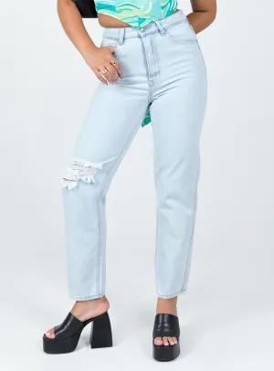 Cedar Straight Leg Denim Jeans Student Outfit Earthy