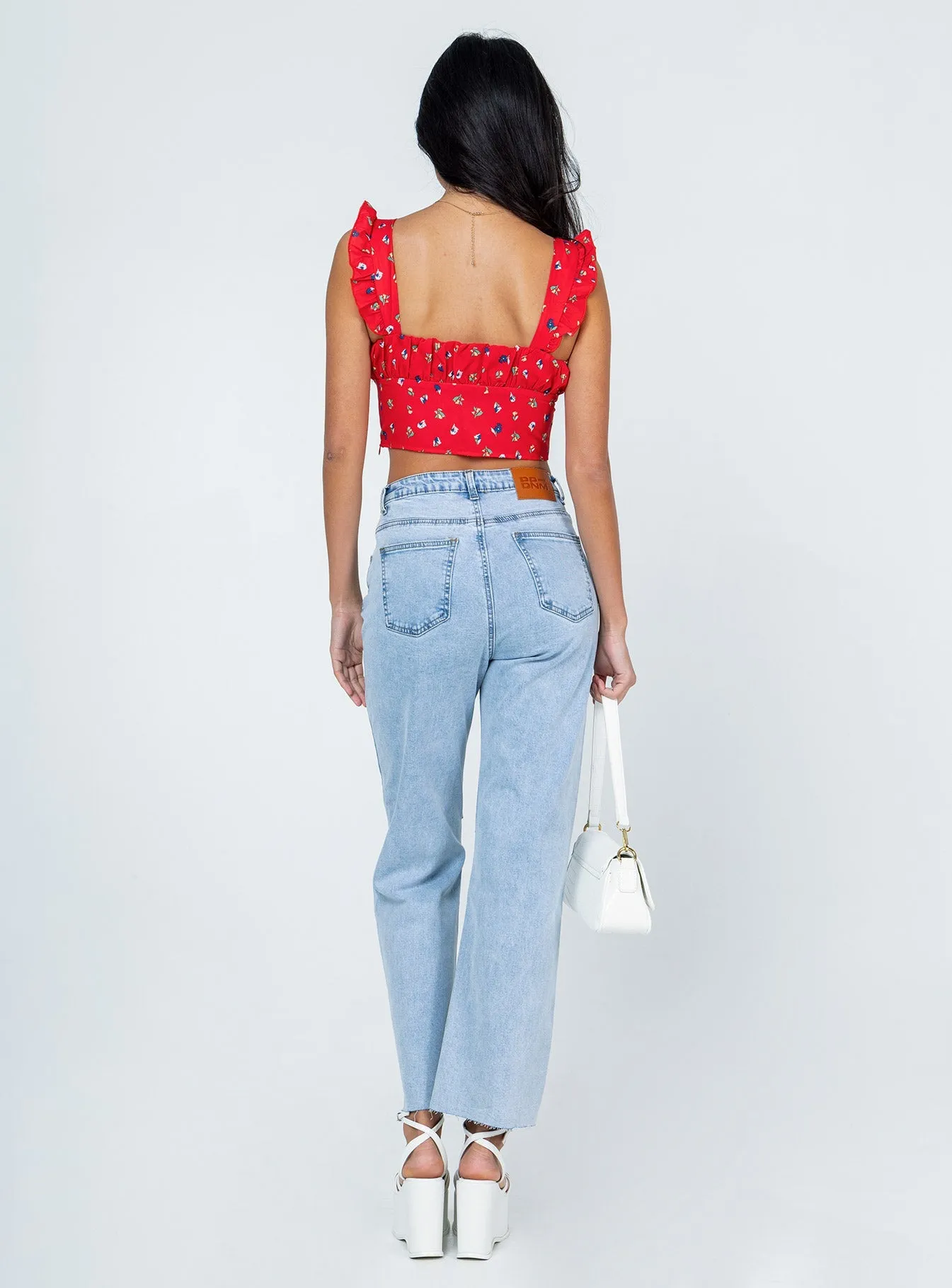 Daysia Lightwash Denim Jeans Neutral Vibrant Chill Outfit Button Fly Option