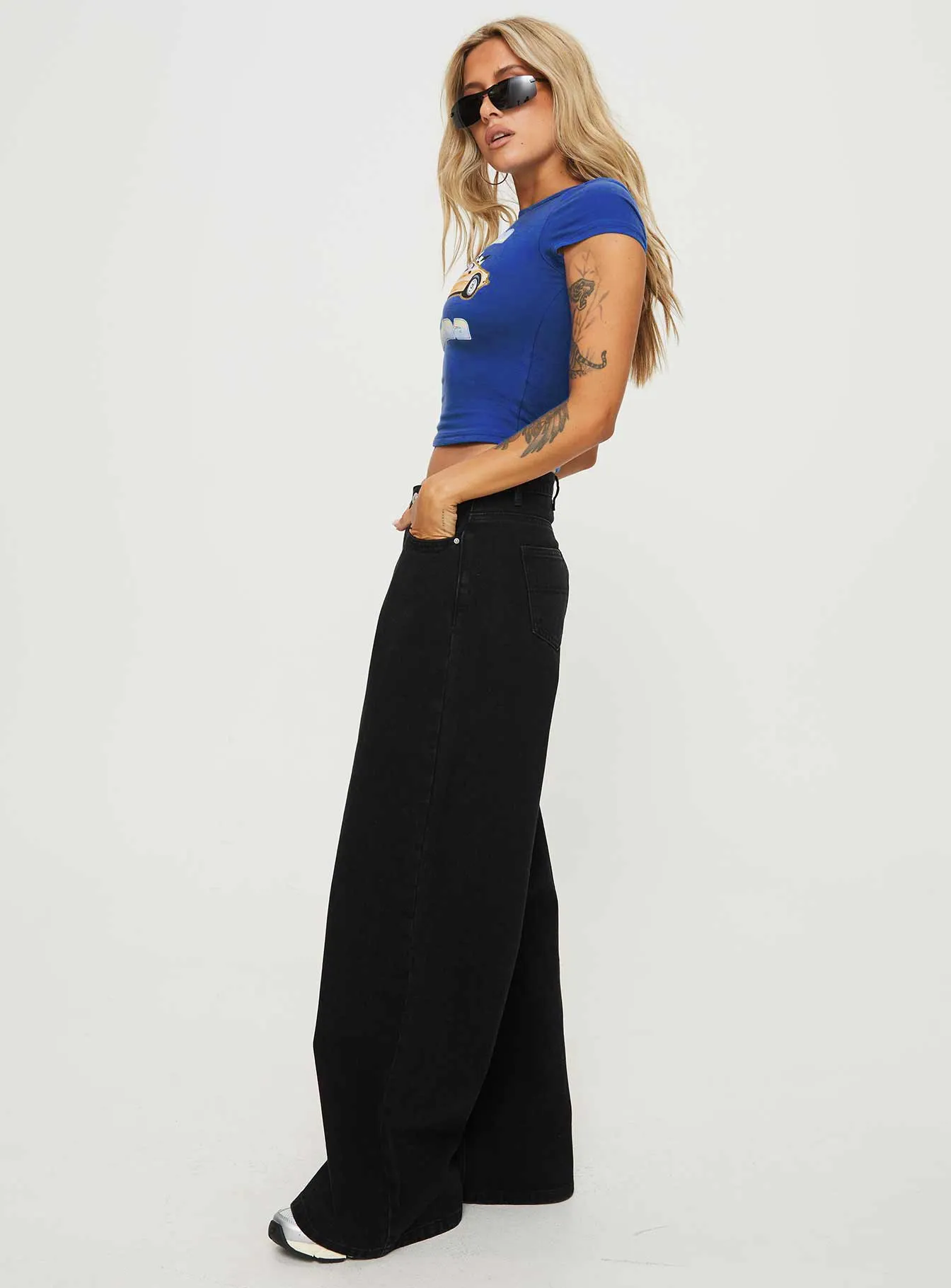 Soft Aesthetic Naylor Mid Rise Wide Leg Jeans Washed Black Denim